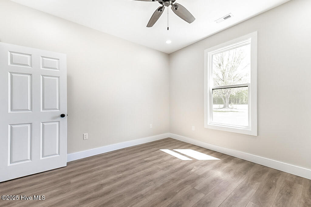 1104 Soundside Road Property Photo 48