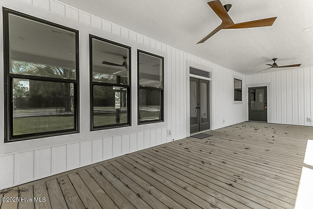 1104 Soundside Road Property Photo 53