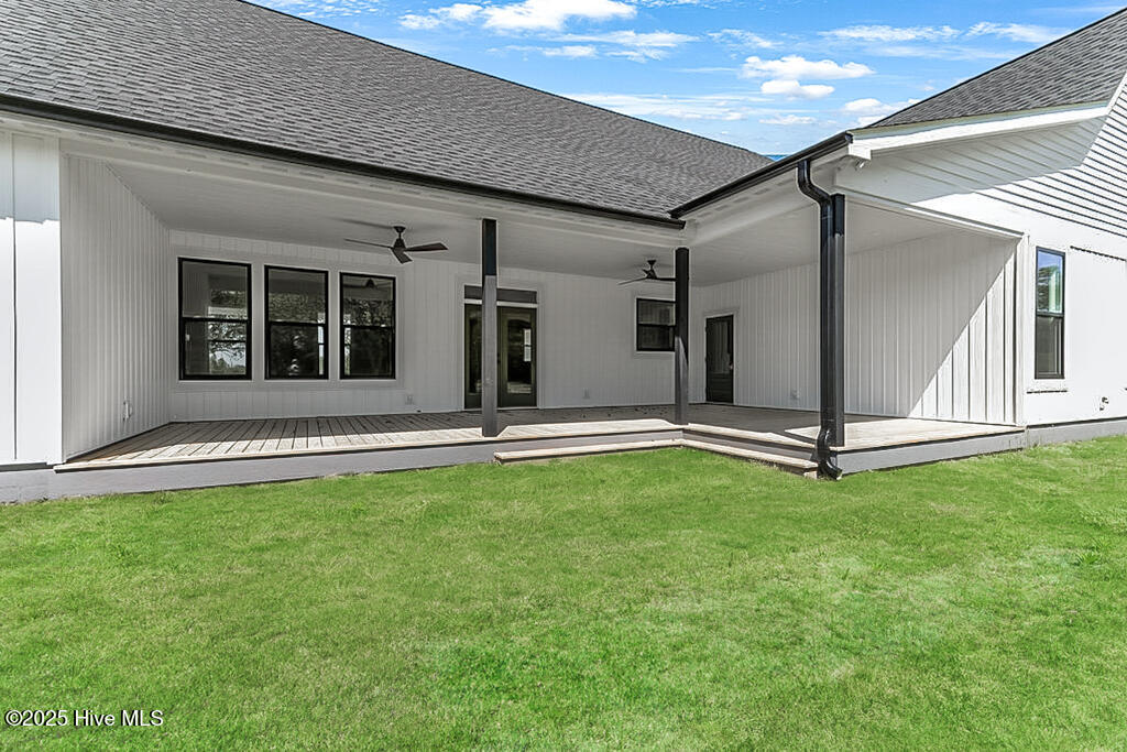 1104 Soundside Road Property Photo 54