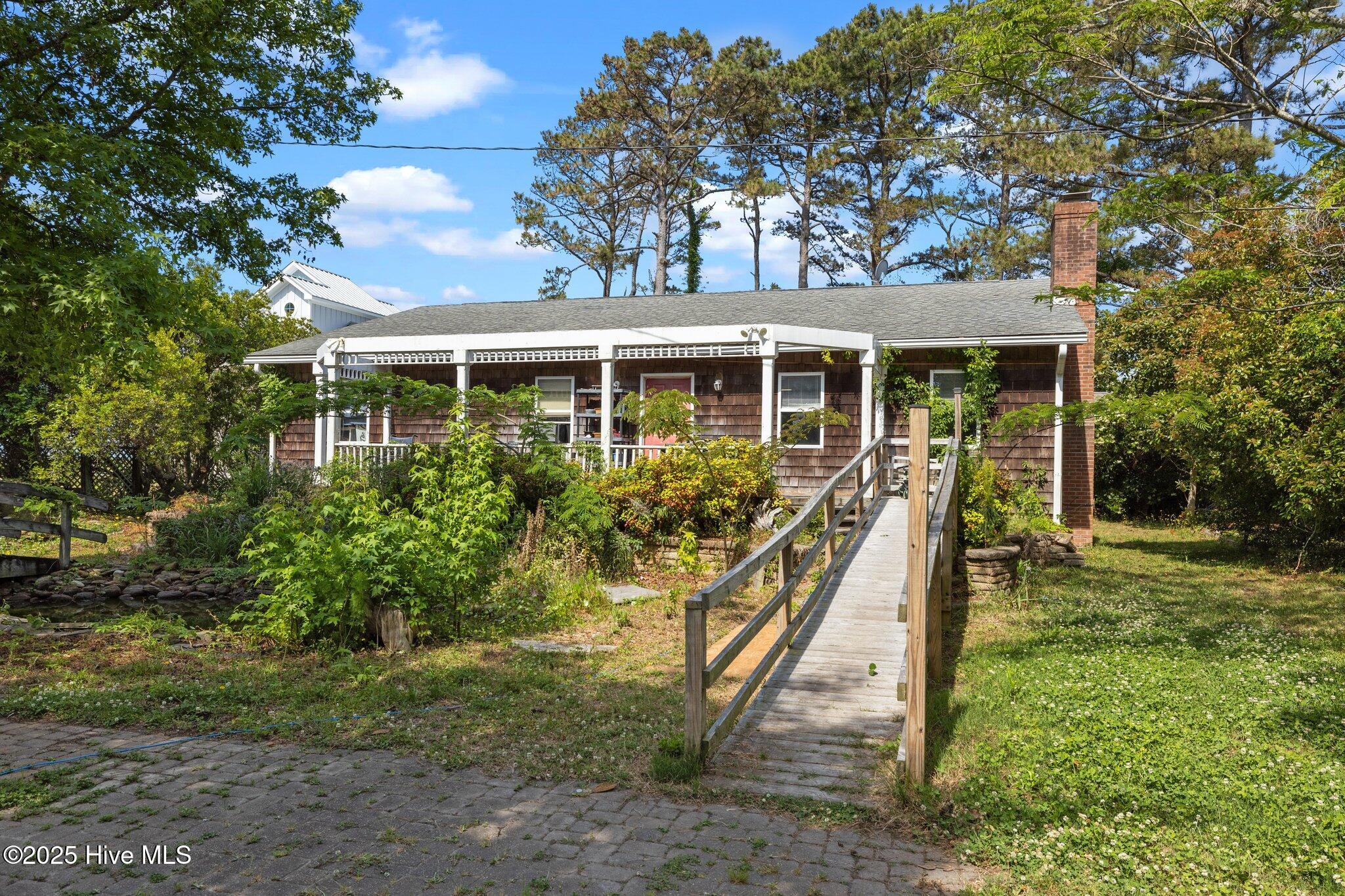 1034 Crow Hill Road Property Photo