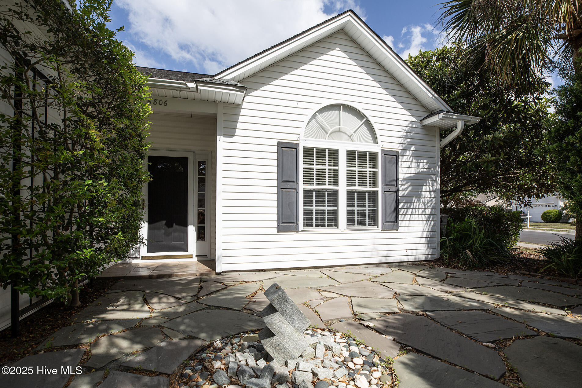 6806 Teviot Drive Property Photo 6