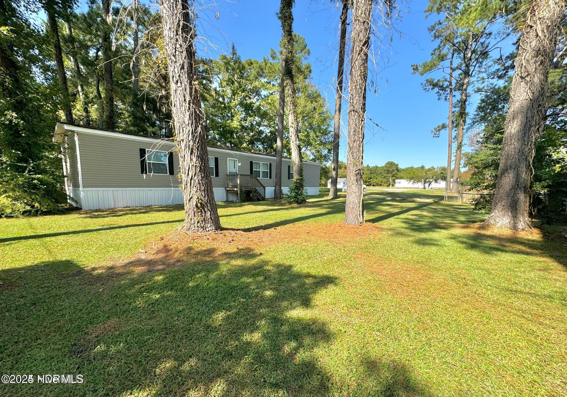 2286 Caratoke Highway Property Photo 2