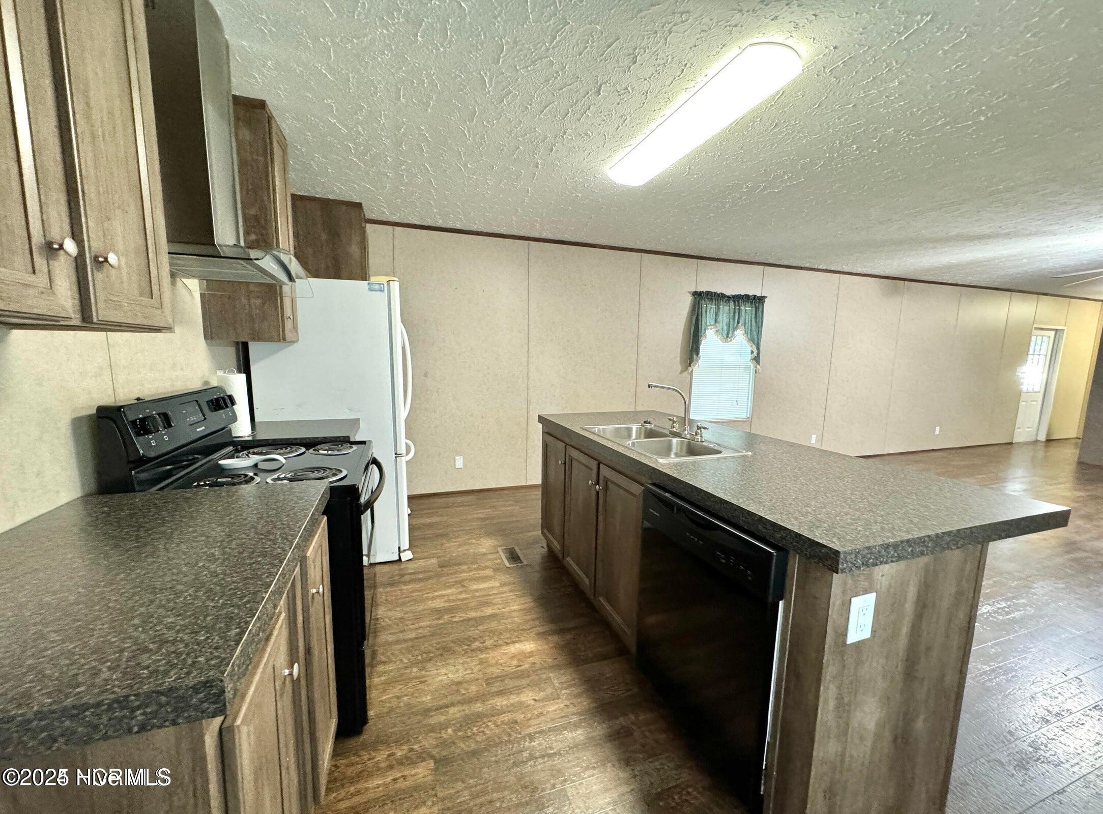 2286 Caratoke Highway Property Photo 8