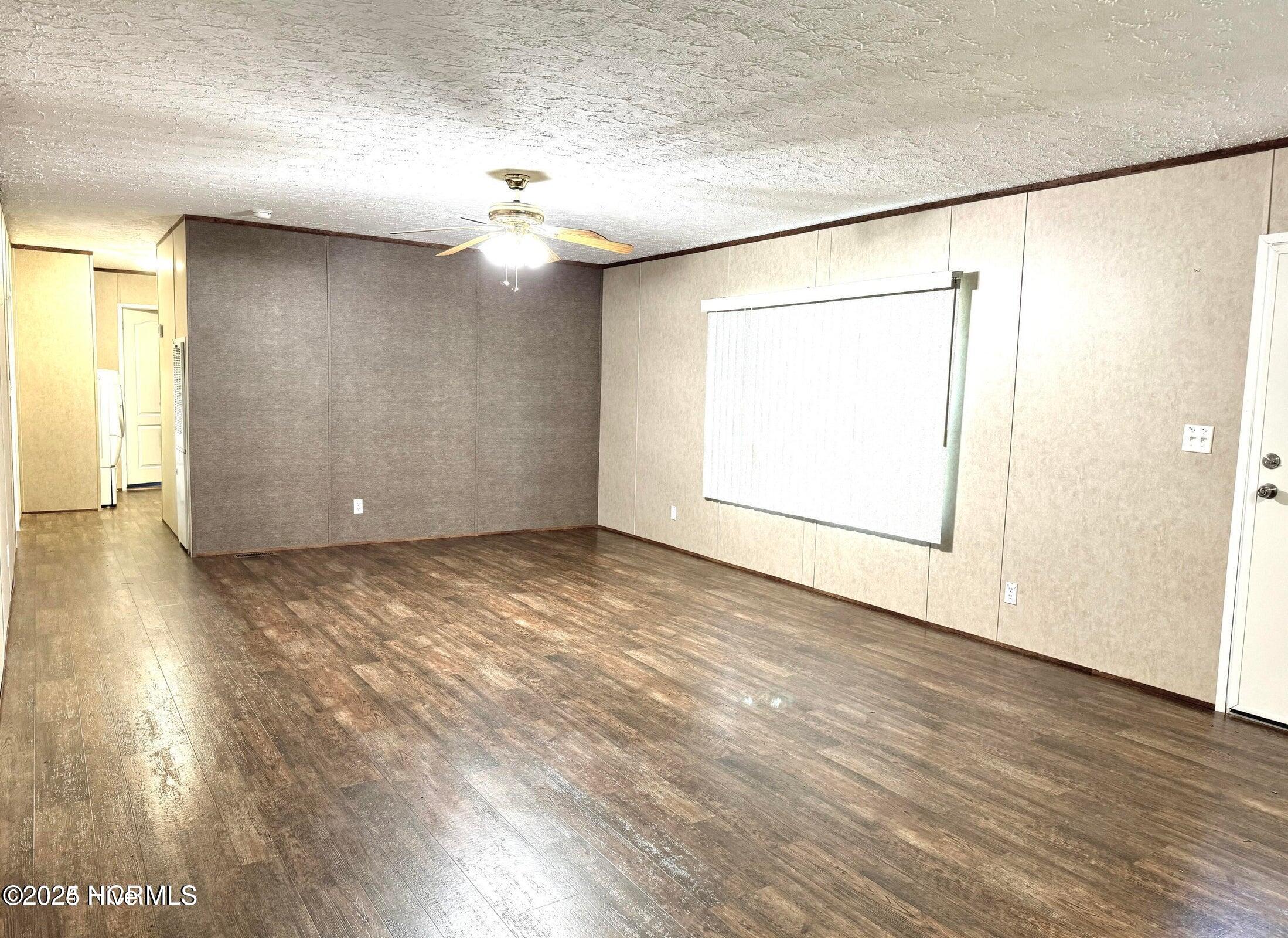 2286 Caratoke Highway Property Photo 12