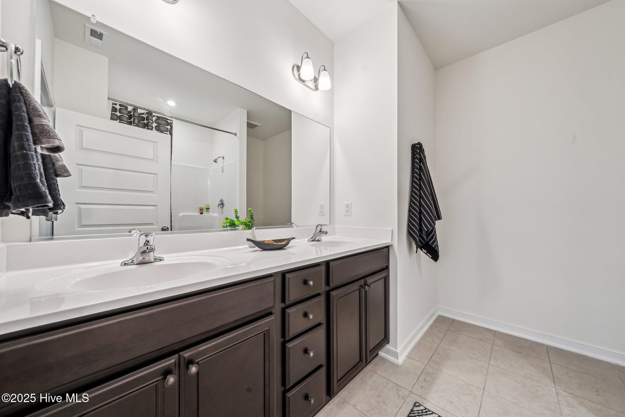 311 Enfield Drive Property Photo 16
