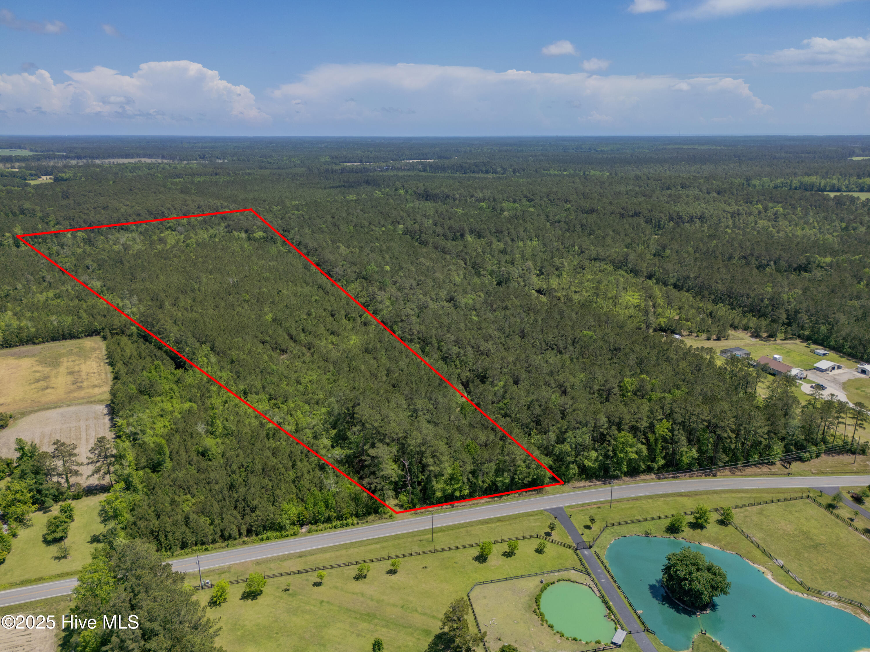 2600 Ash Little River Rd Property Photo 3