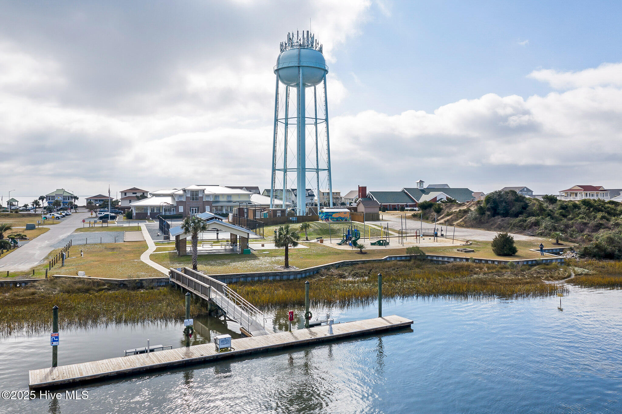 2830 Holden Beach Road Property Photo 17