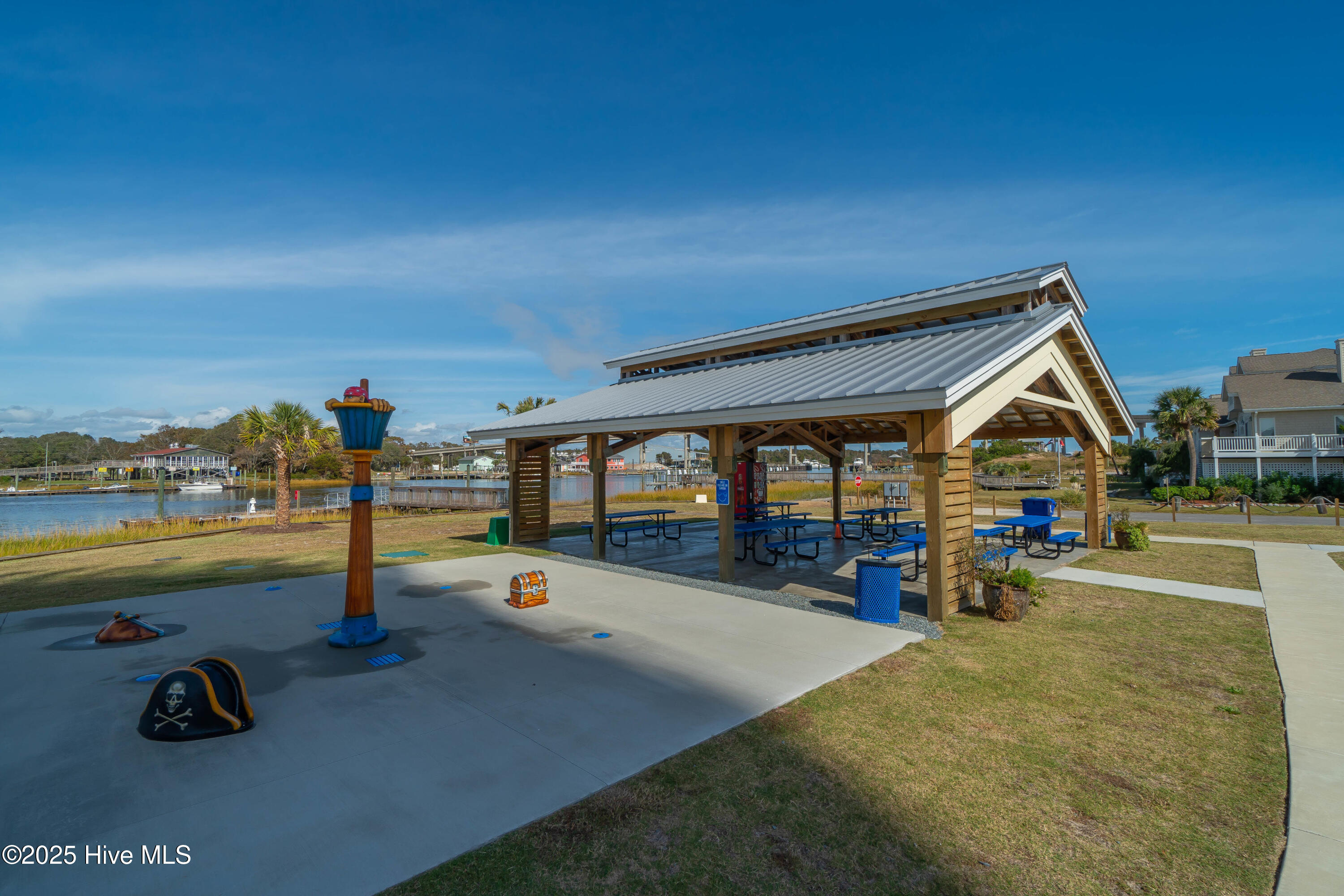 2830 Holden Beach Road Property Photo 23