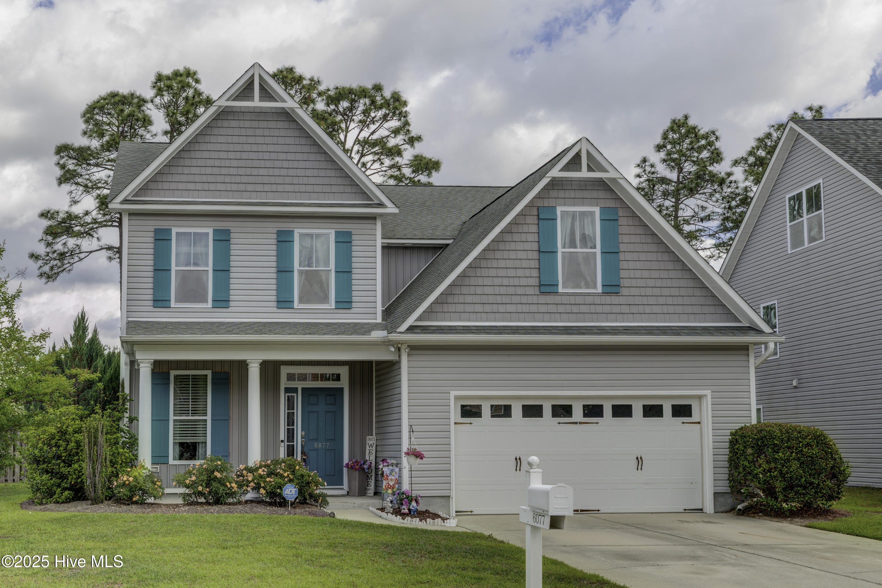 6077 Blue Ray Drive Property Photo 1
