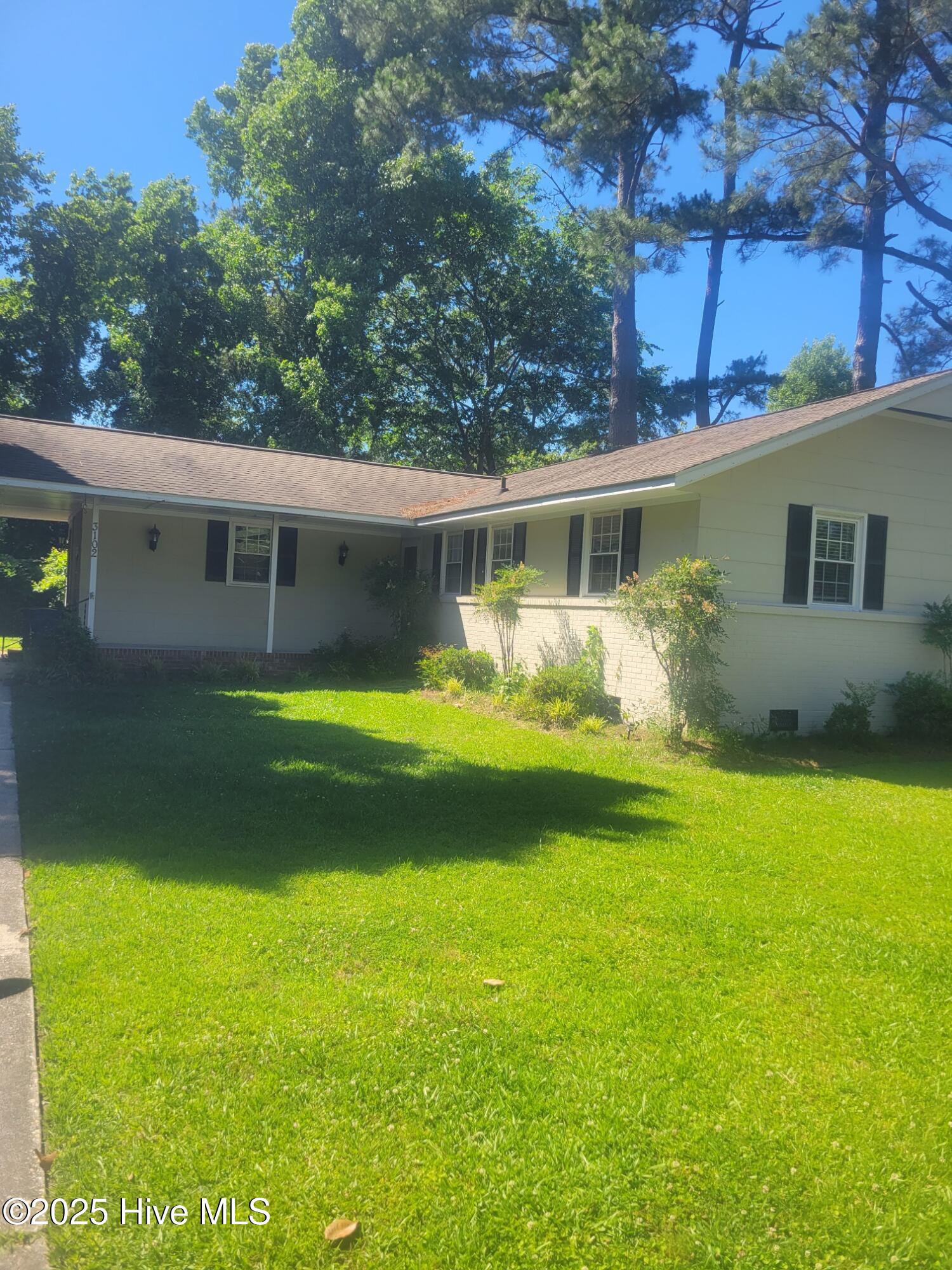 3102 Northwoods Drive Property Photo