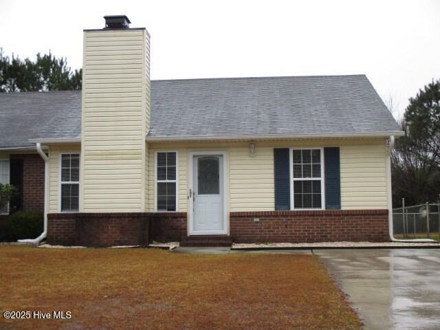 112 Live Oak Court Property Photo