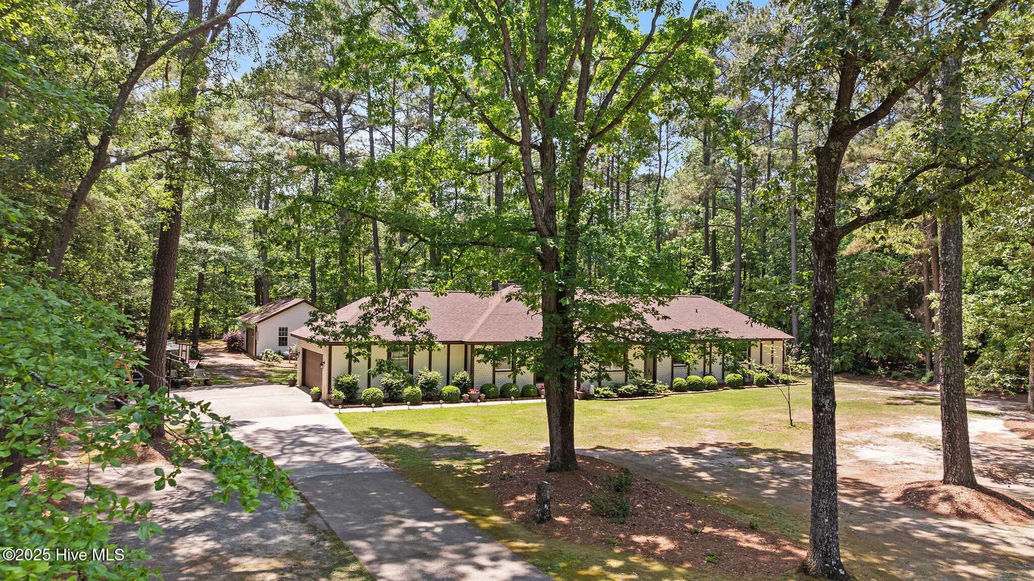149 Quail Croft Drive Property Photo