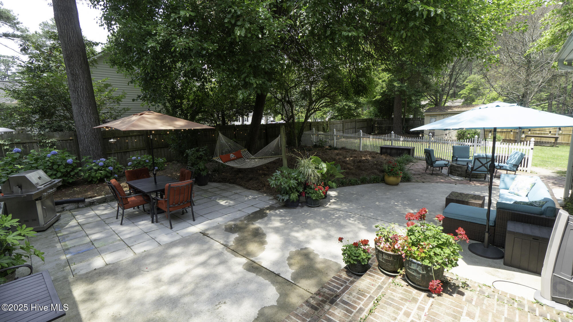 1914 Howard Avenue Property Photo 60