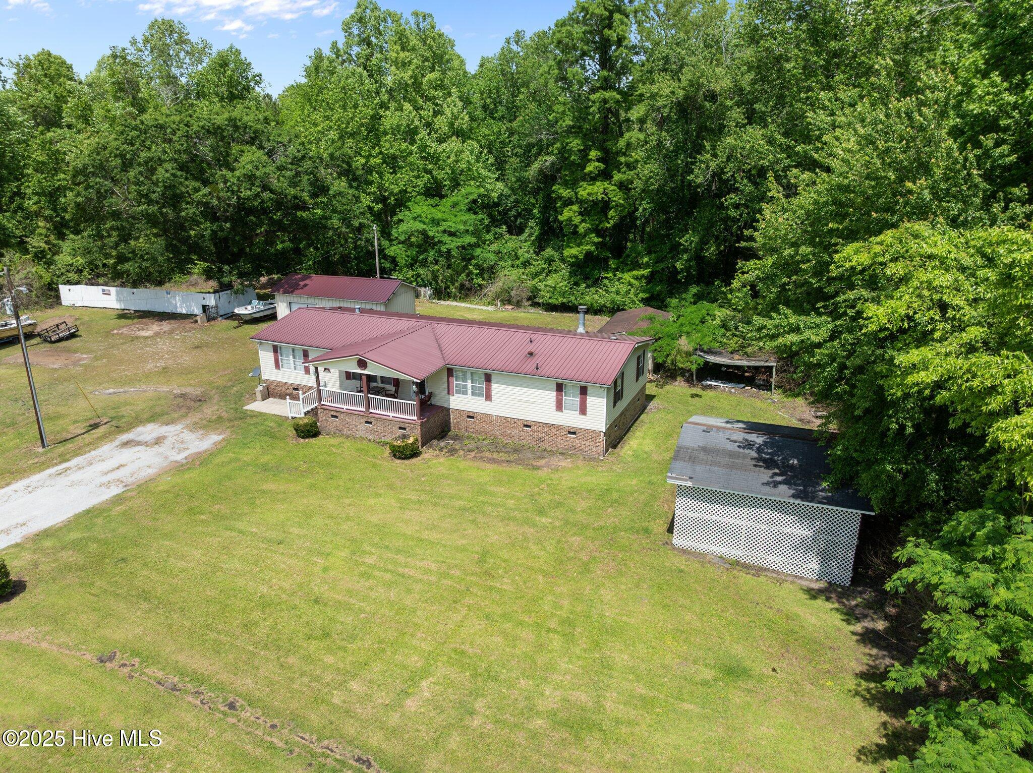 86 Mel Lane Property Photo 10