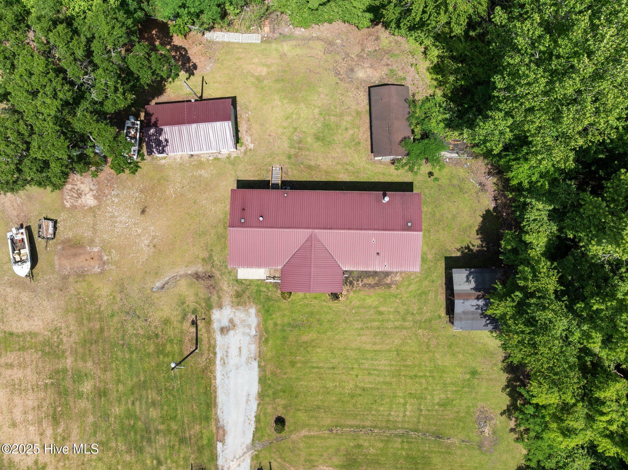 86 Mel Lane Property Photo 11