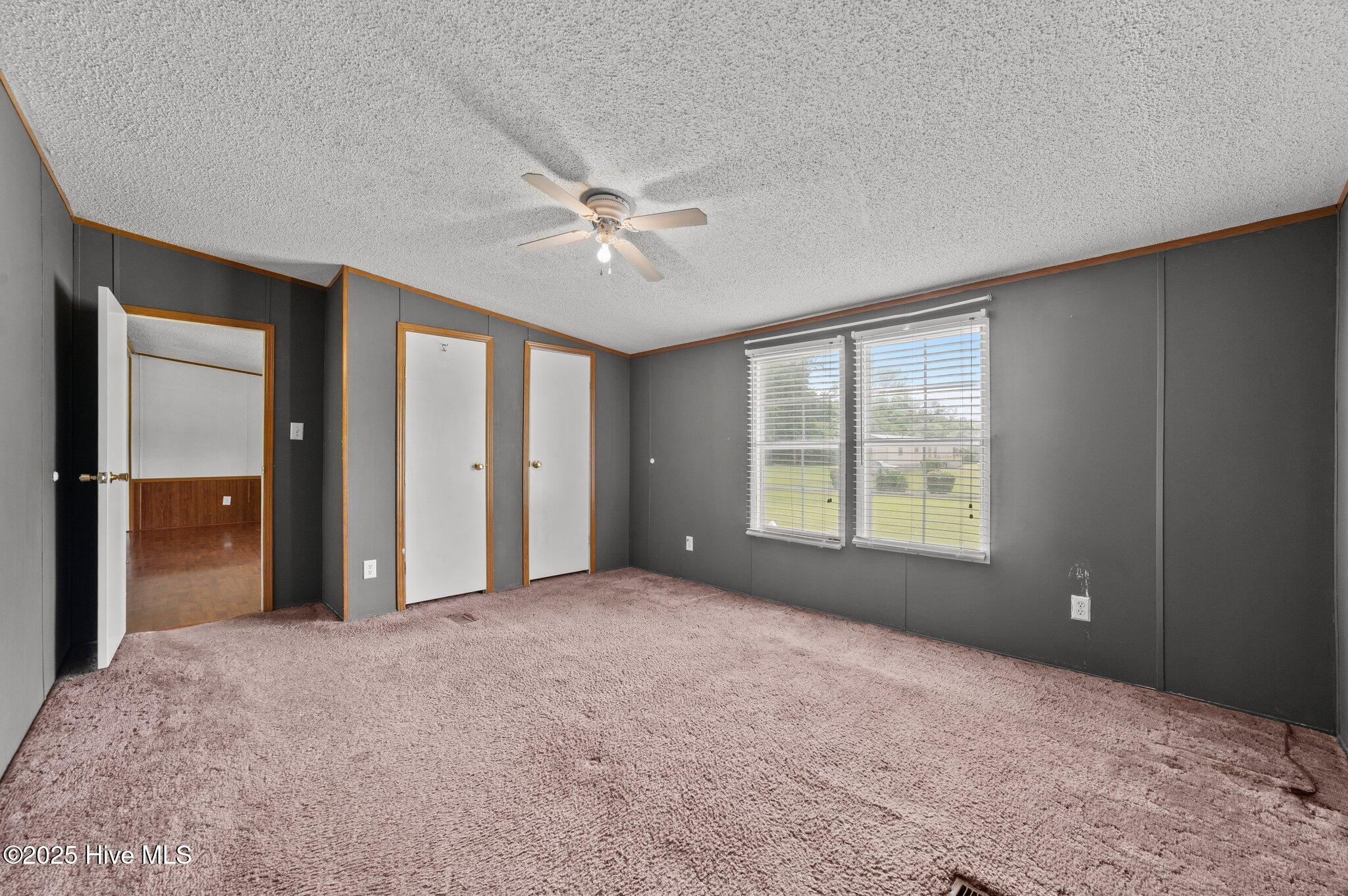 86 Mel Lane Property Photo 17