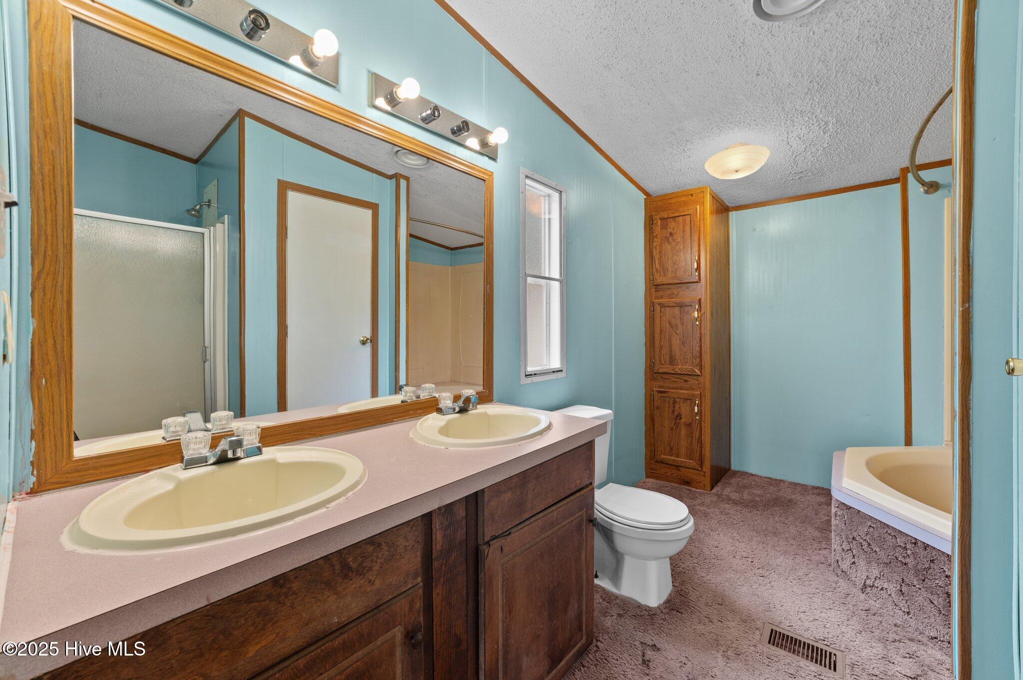 86 Mel Lane Property Photo 19