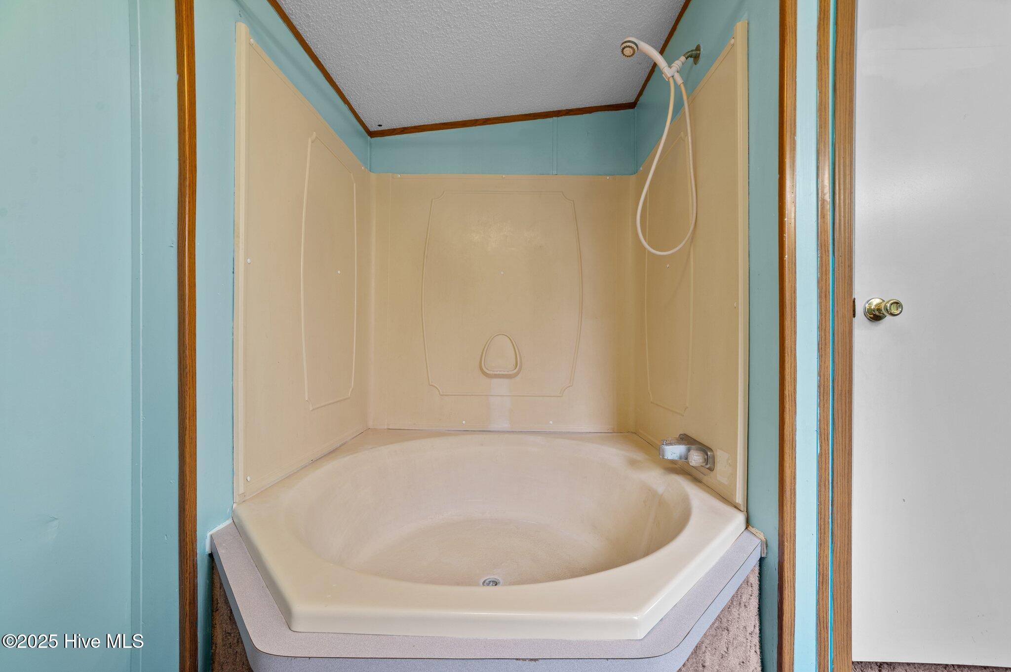 86 Mel Lane Property Photo 20