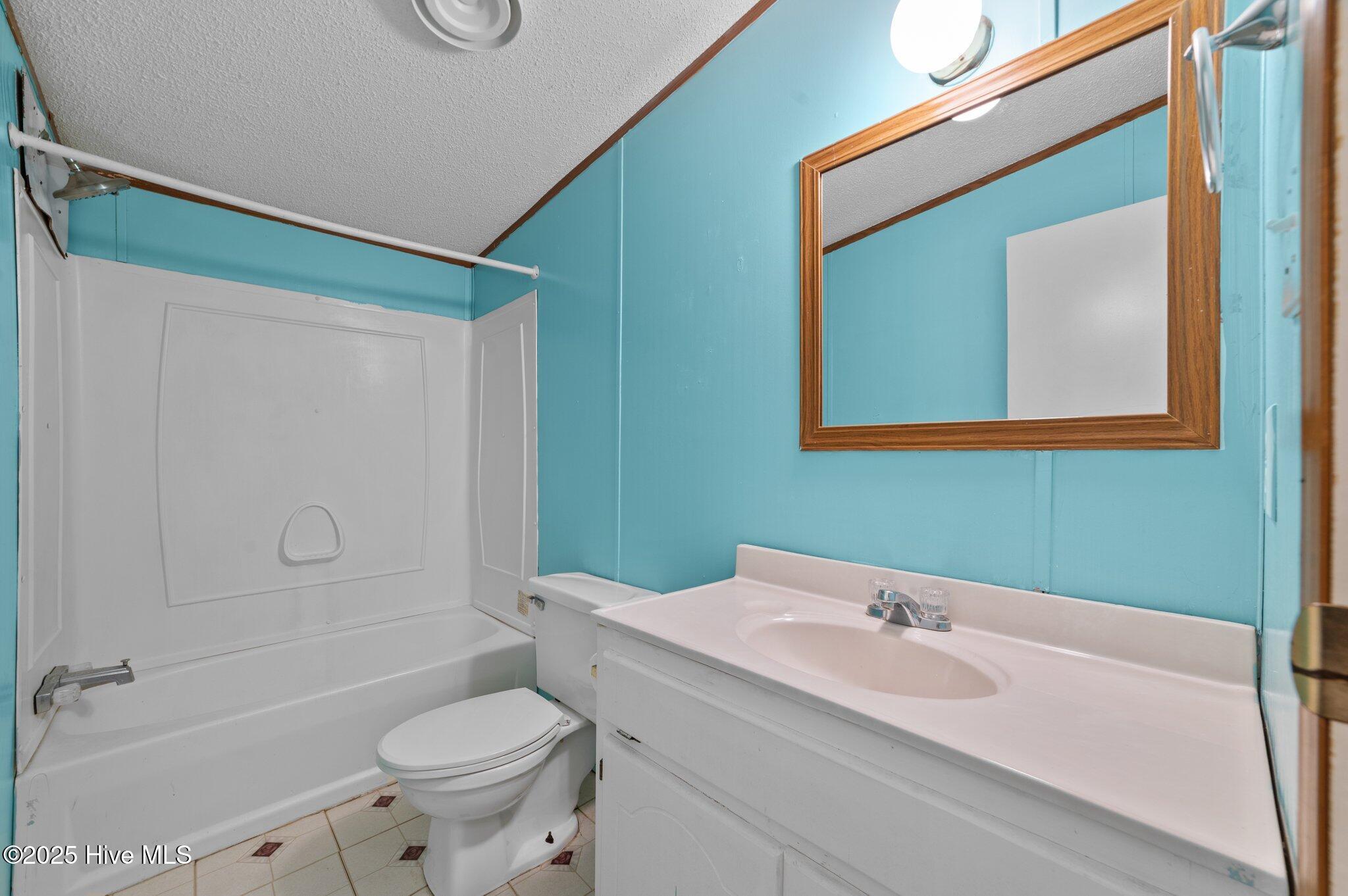 86 Mel Lane Property Photo 37