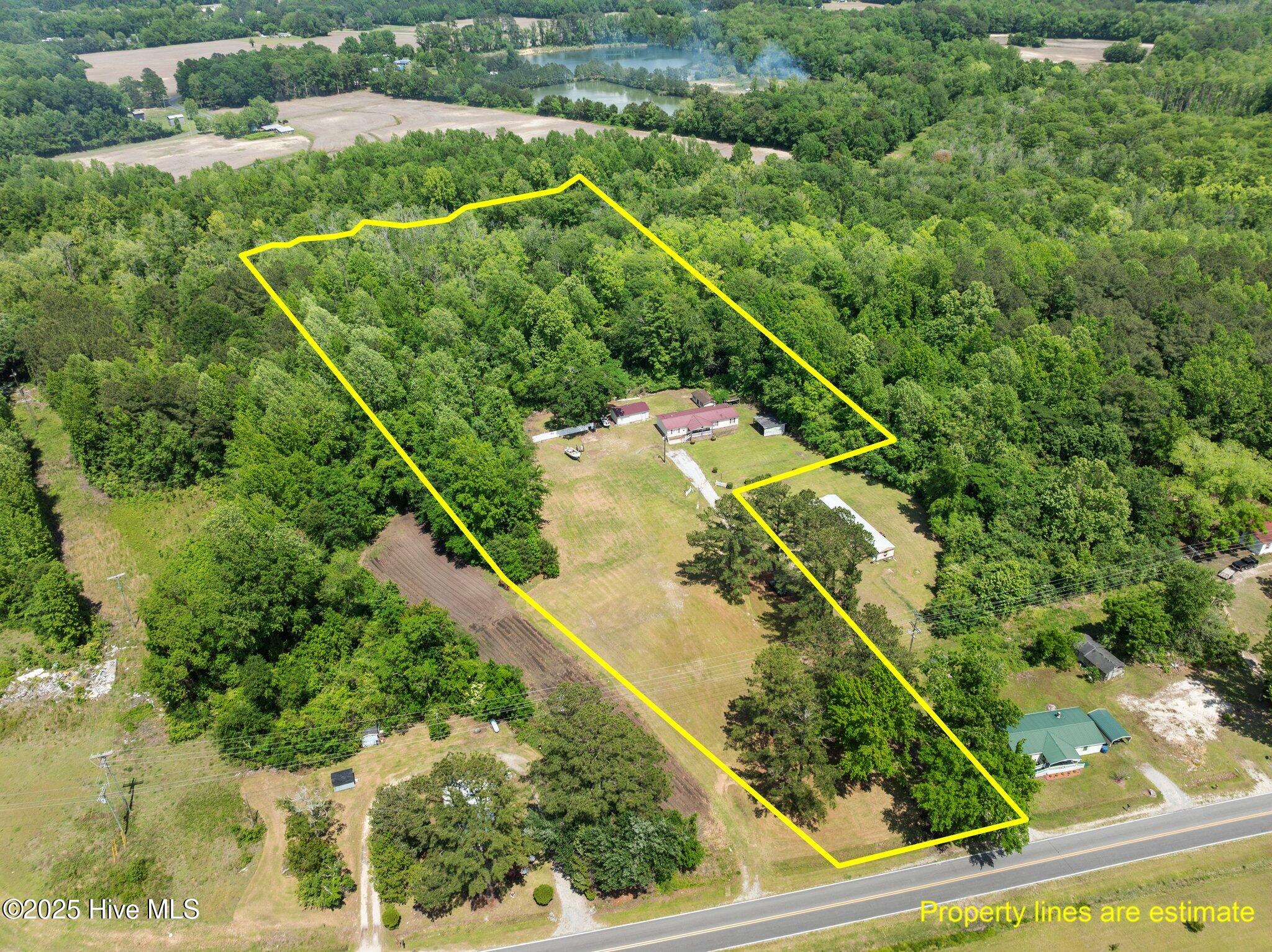 86 Mel Lane Property Photo 38