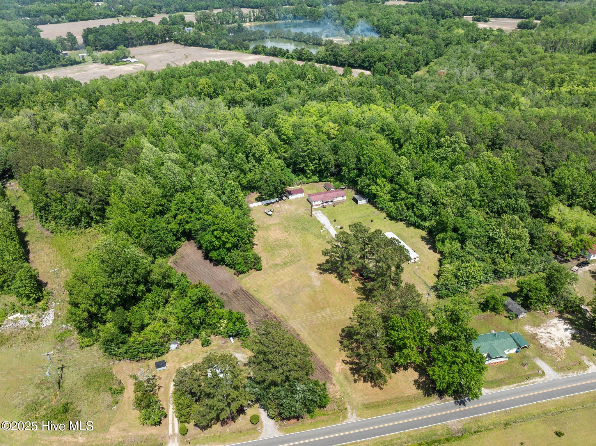 86 Mel Lane Property Photo 44