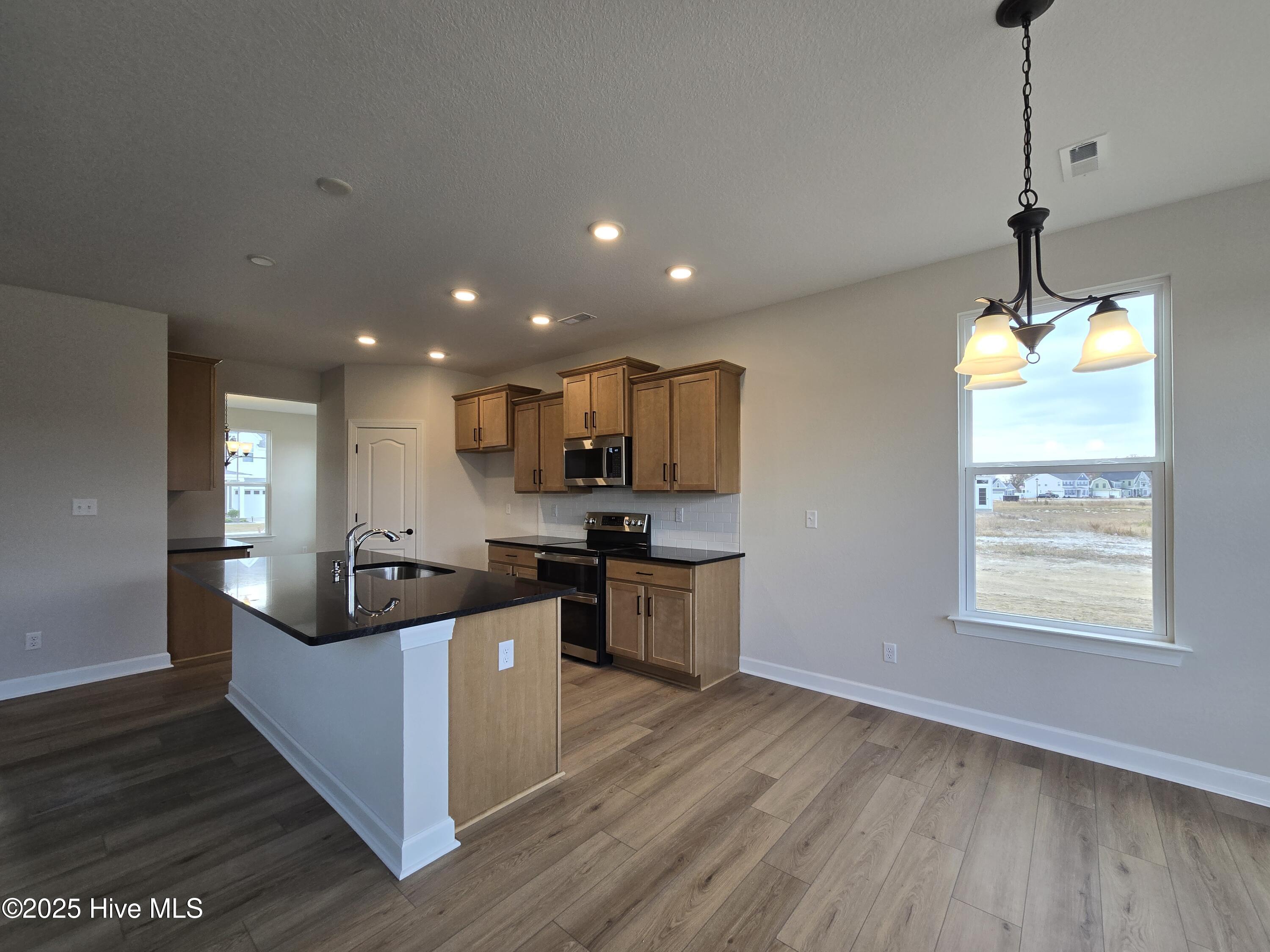 222 Arbormoor Lane Property Photo 17