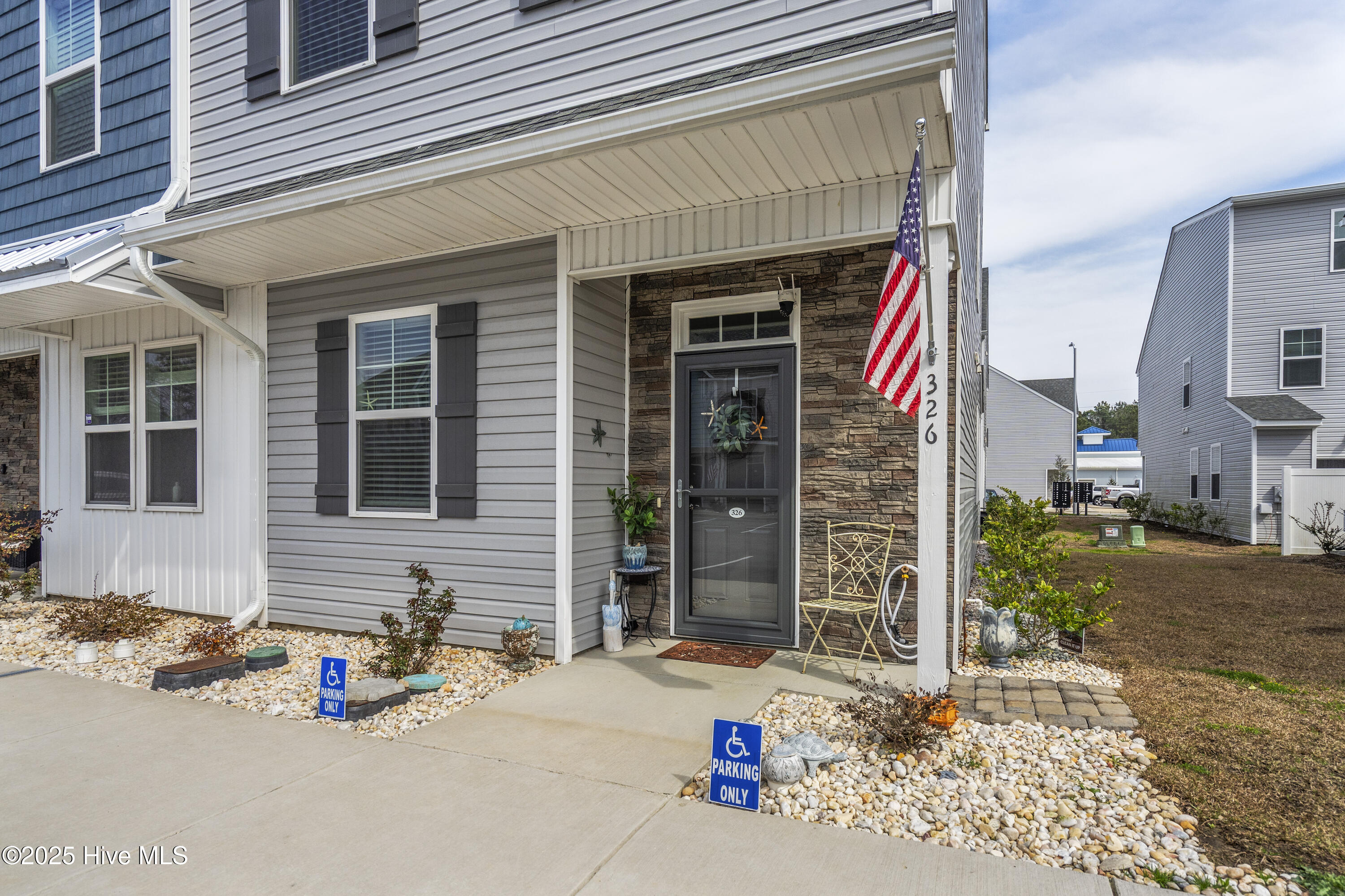 326 Starfish Lane Property Photo 4