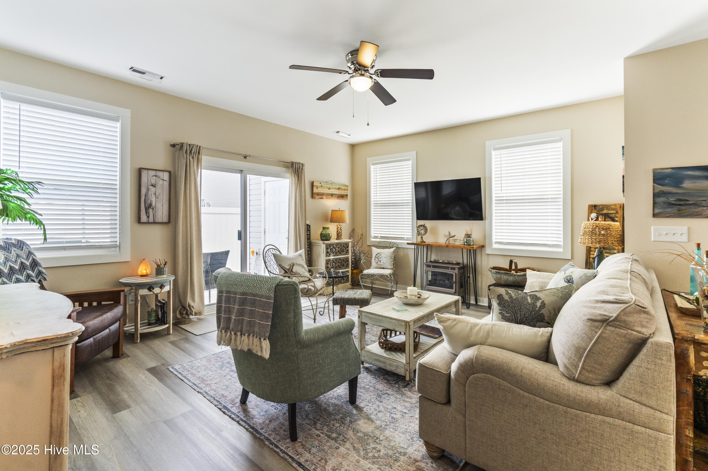 326 Starfish Lane Property Photo 13