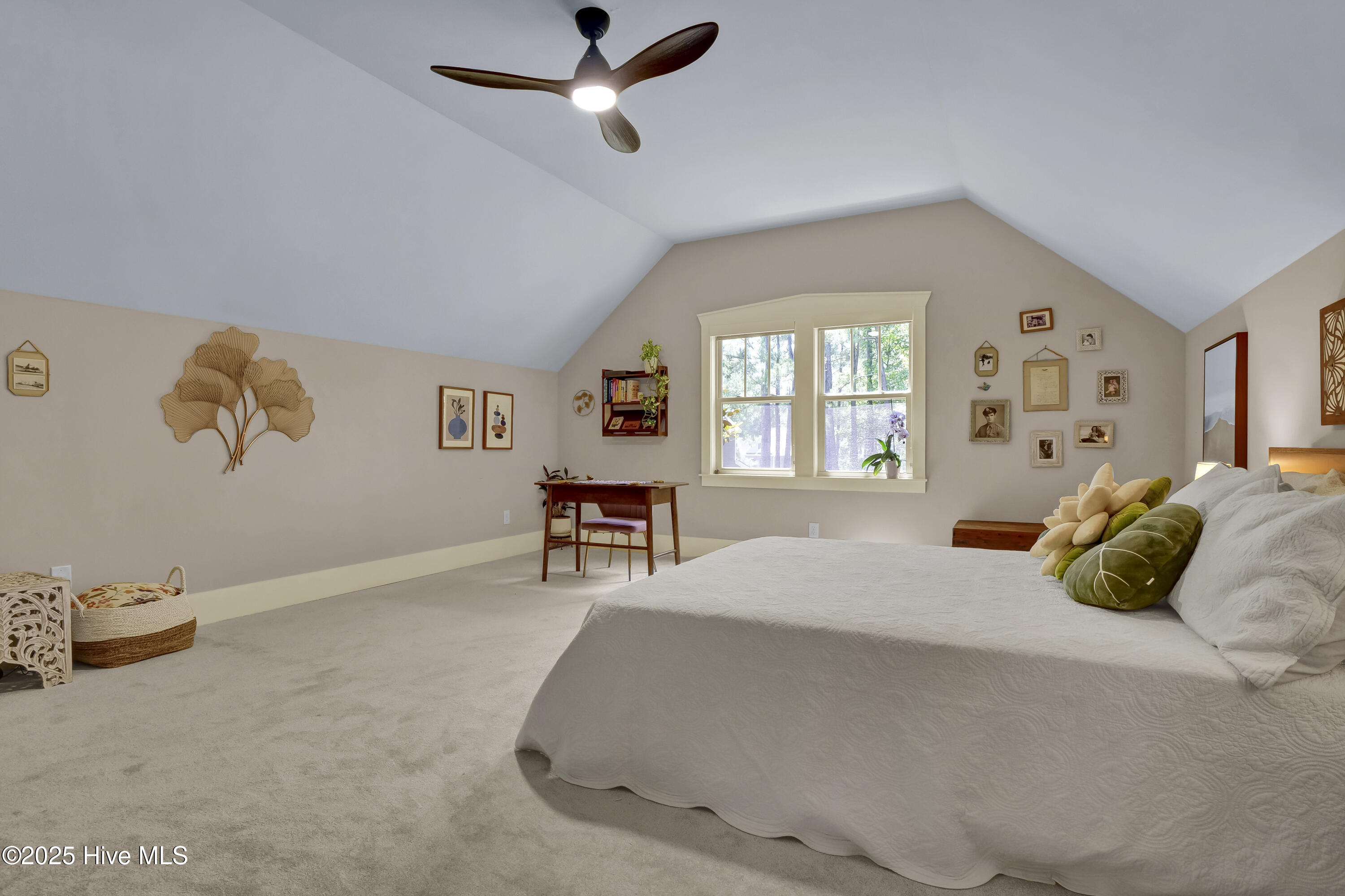 907 Grandview Drive Property Photo 51