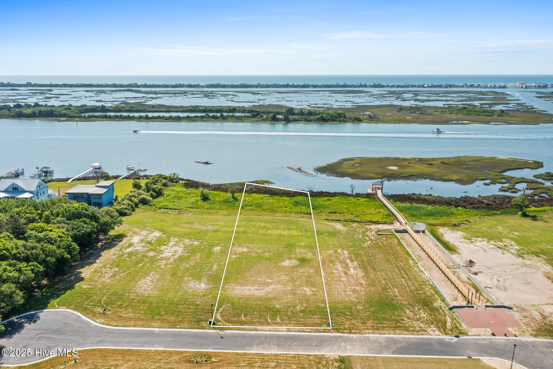 Lot 104 N Glimmering Glass Lane Property Photo 1