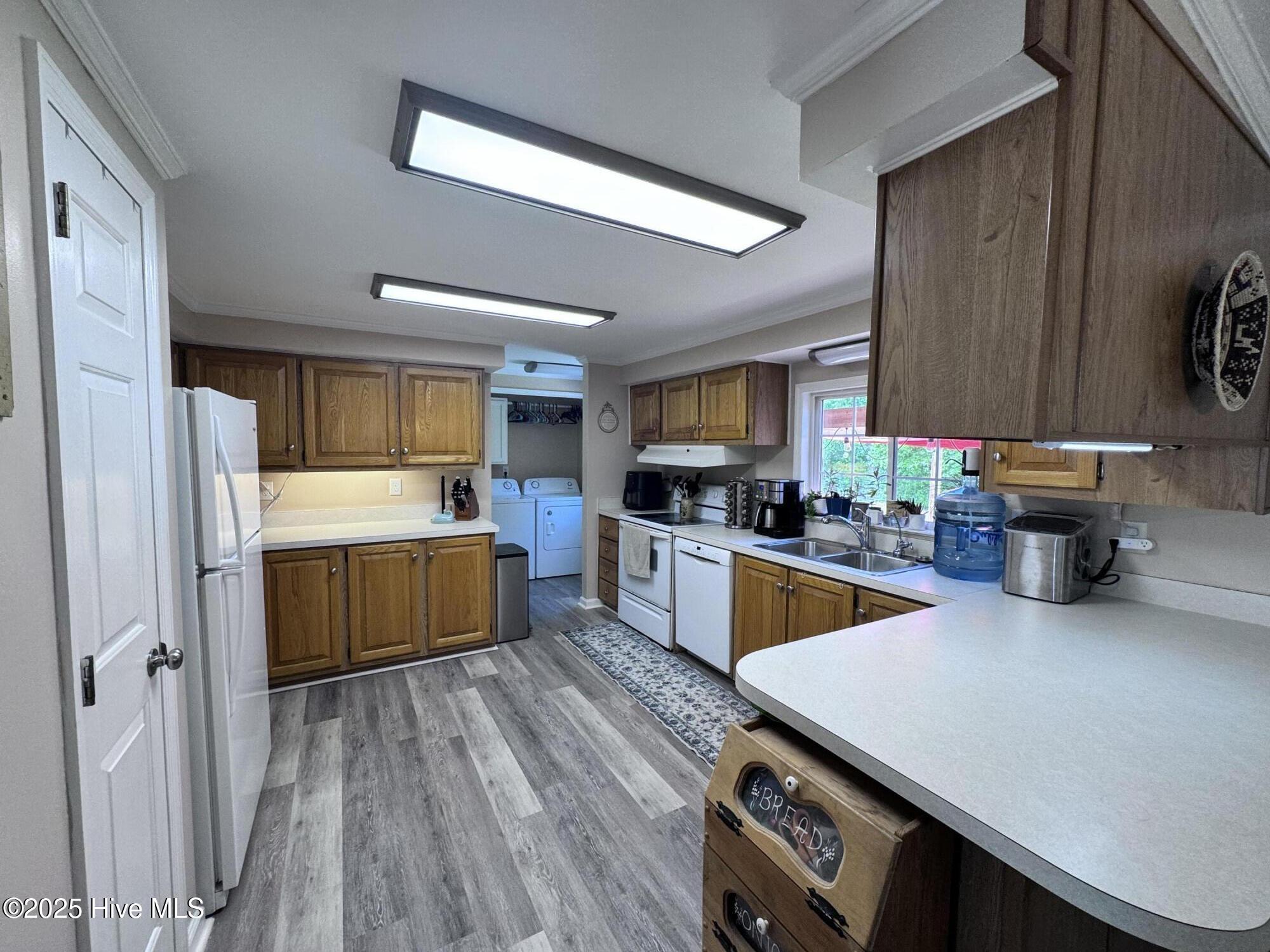 105 Sunset Court Property Photo 11