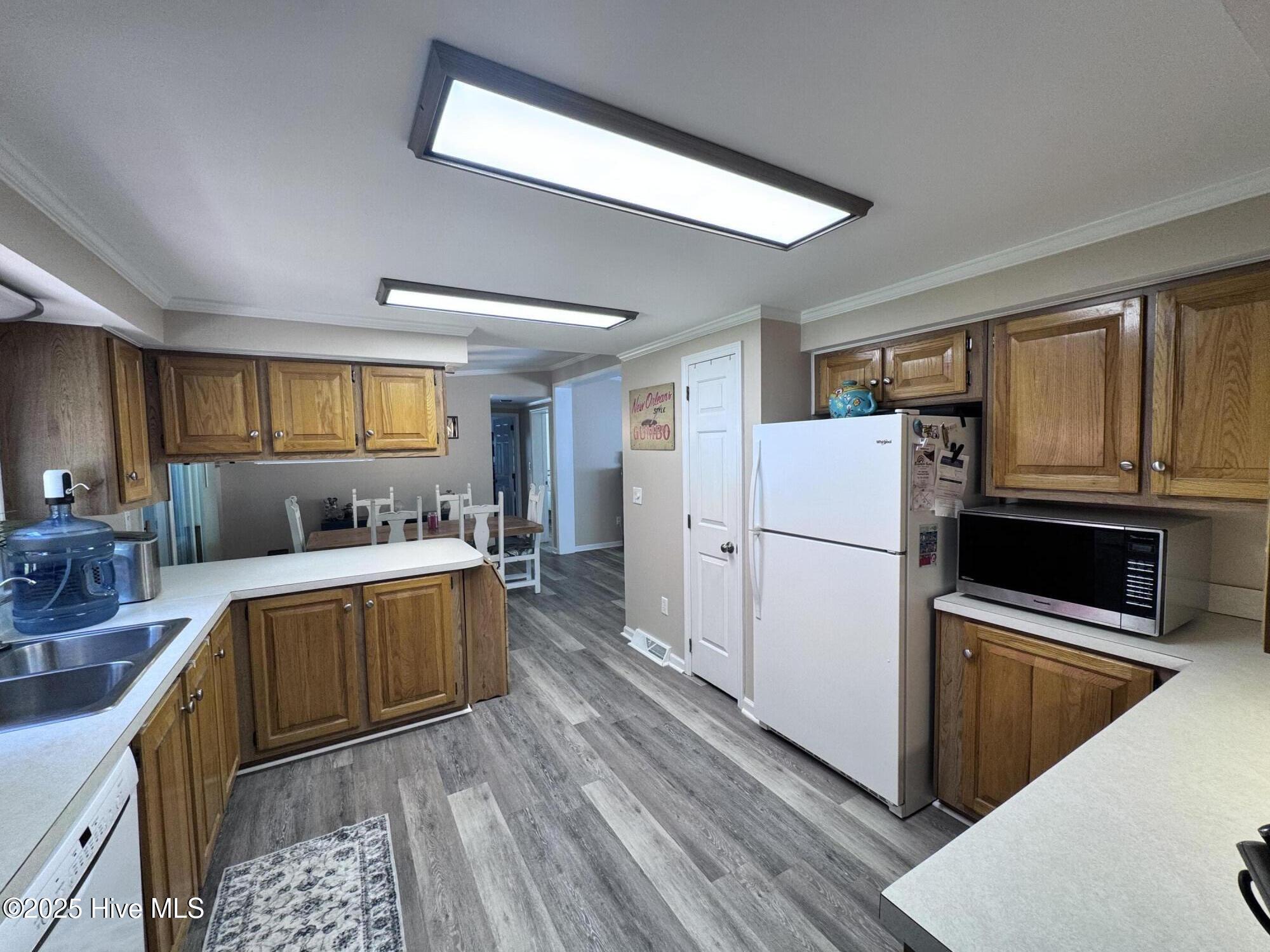 105 Sunset Court Property Photo 14