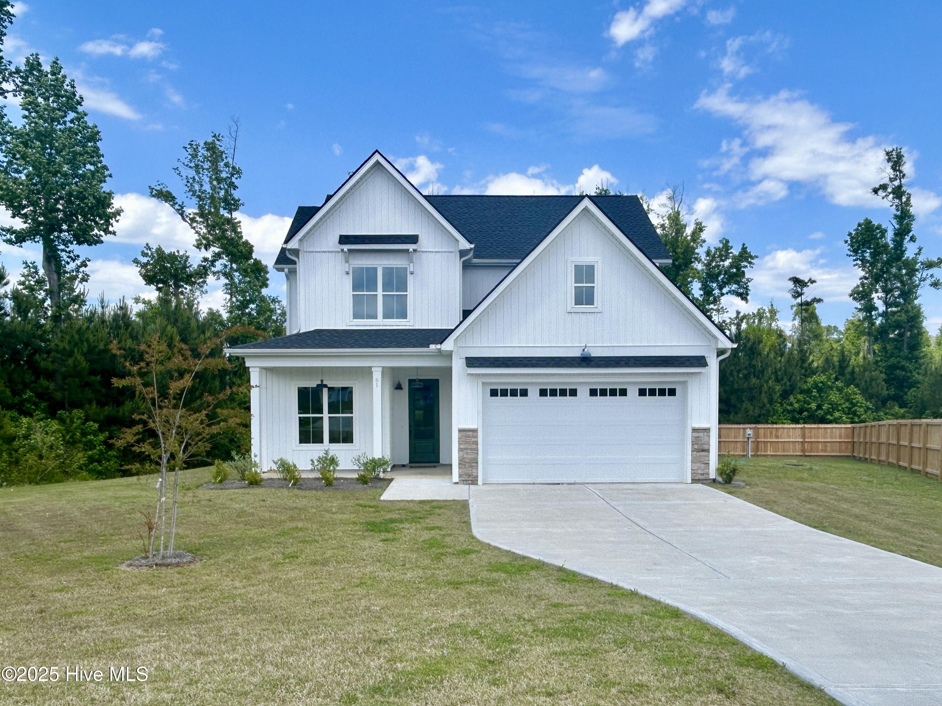 61 Tanglewood Court Property Photo