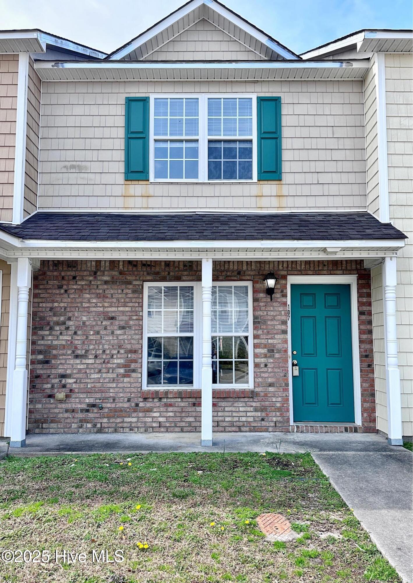 107 Bridgewood Drive Property Photo