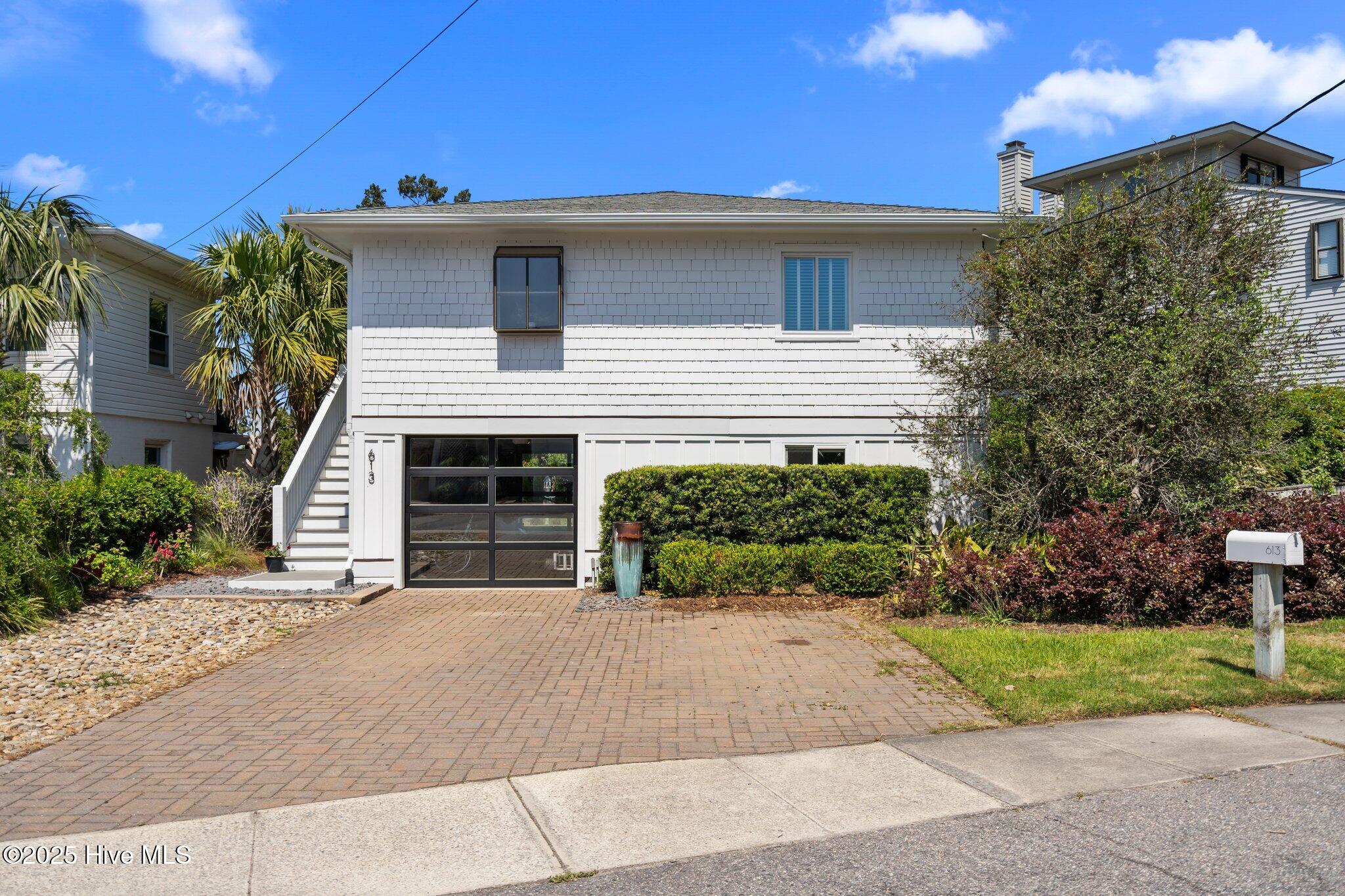 613 N Channel Drive Property Photo