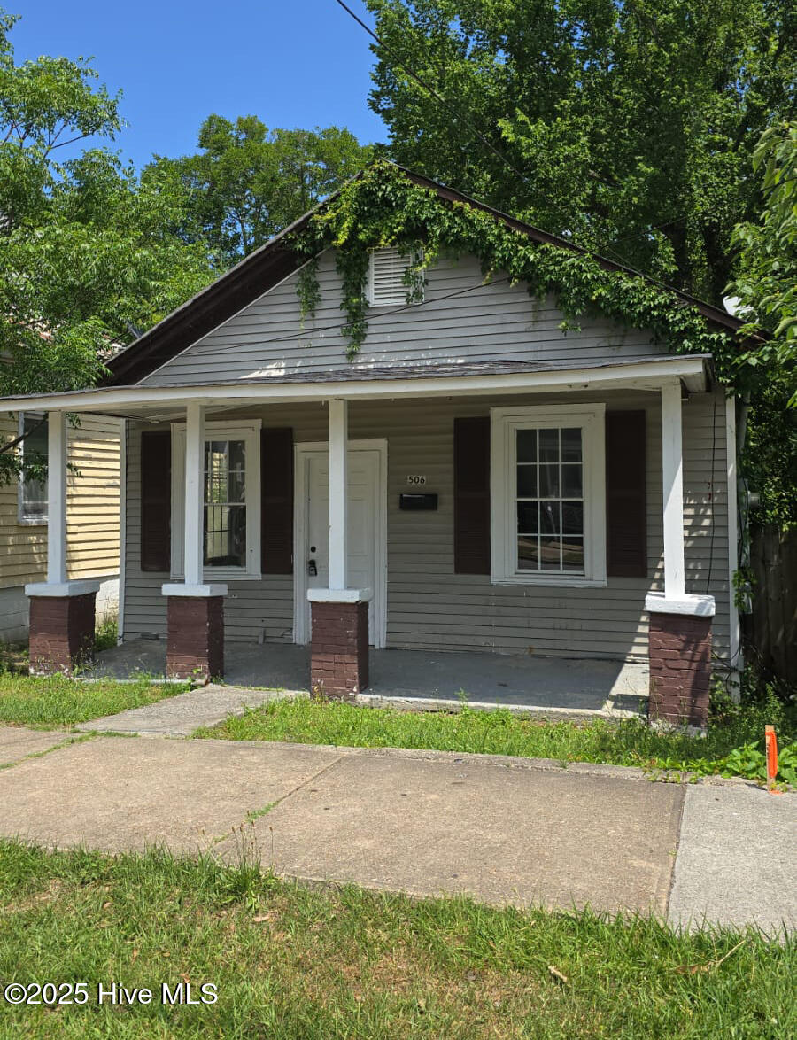 506 Anderson Street Property Photo