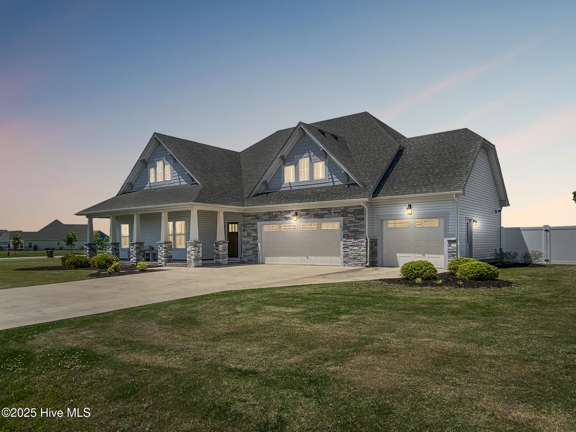 102 Currituck Reserve Parkway Property Photo