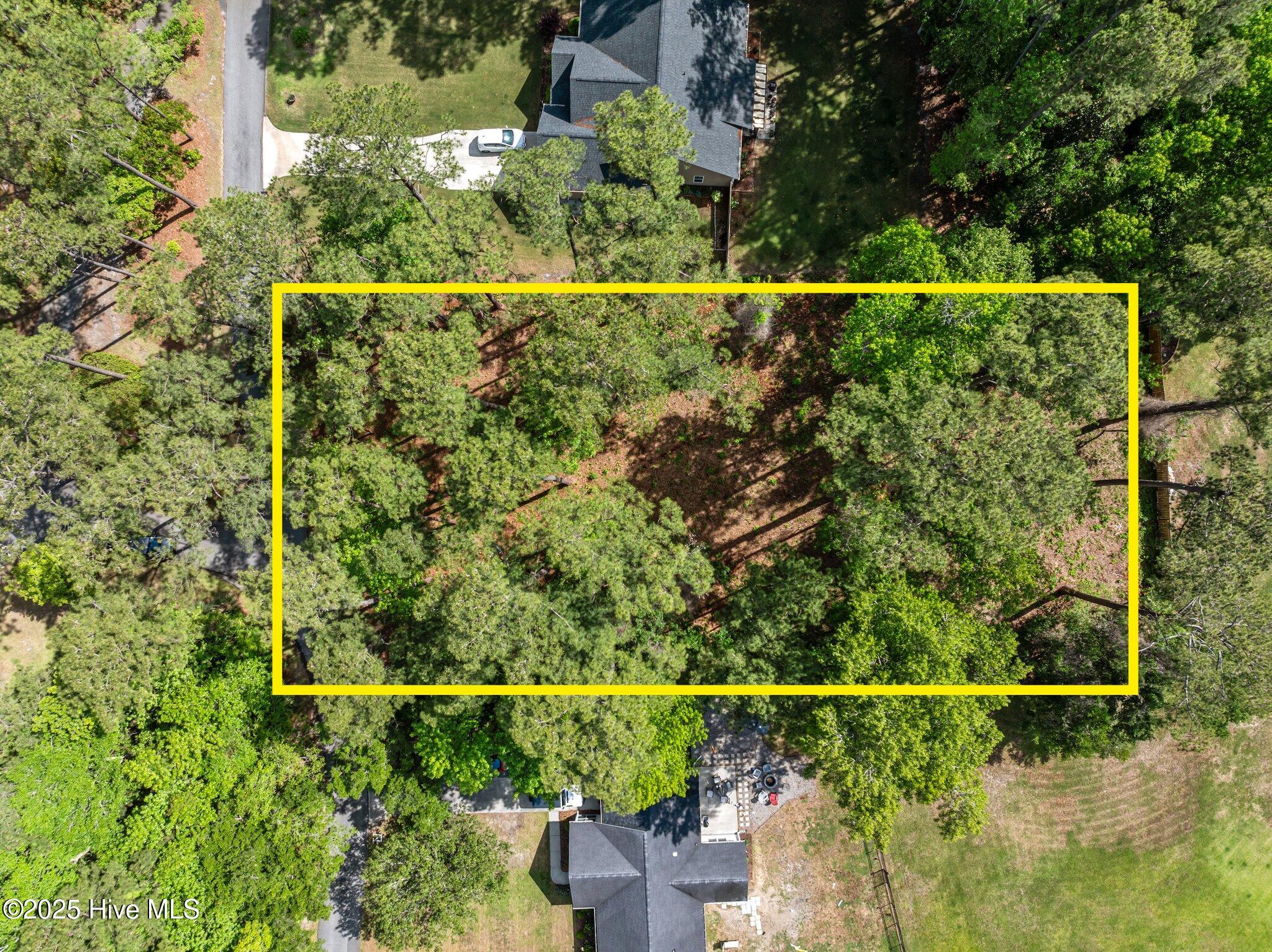 5239 Walden Court Property Photo 3