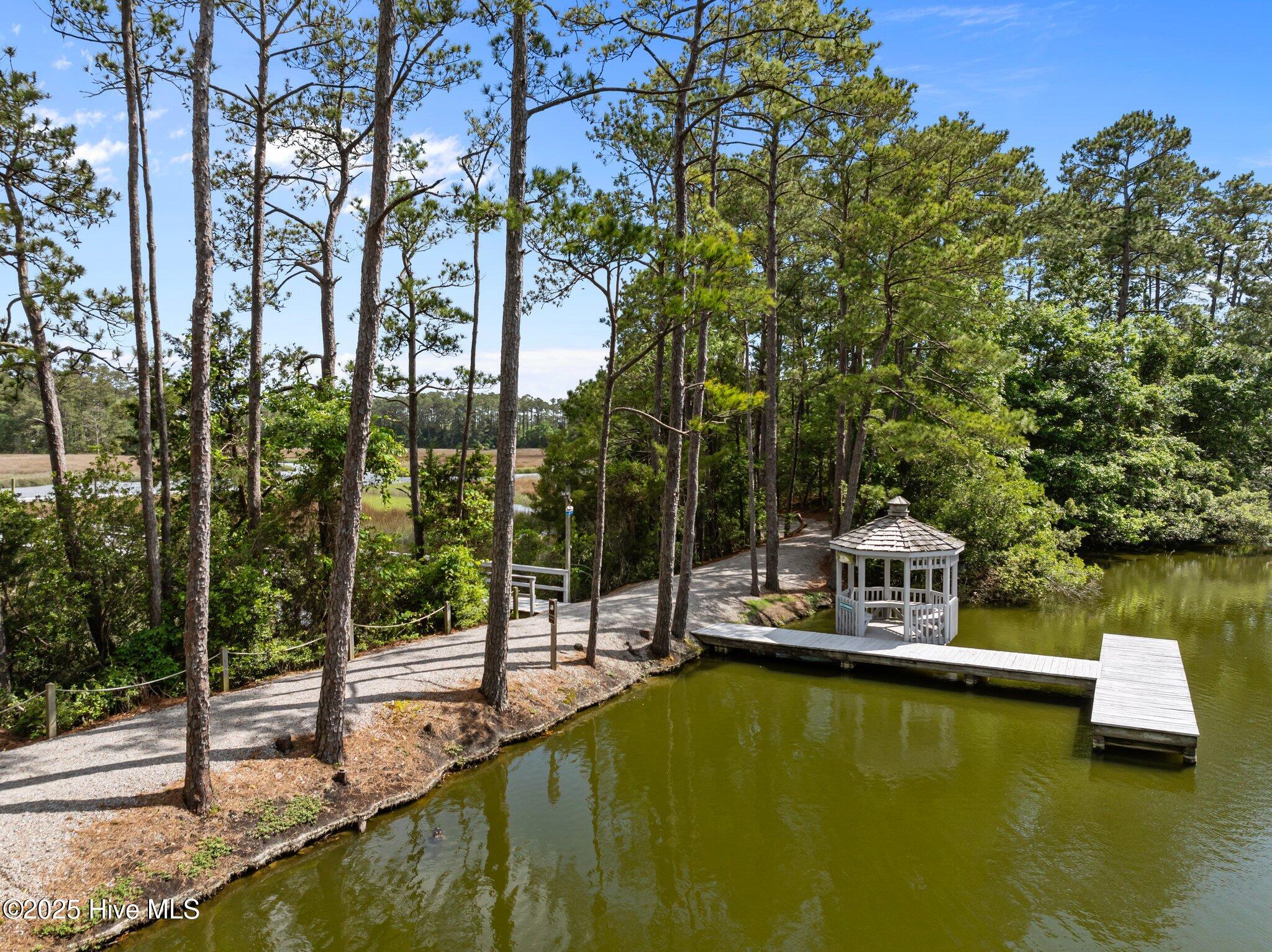 5239 Walden Court Property Photo 7