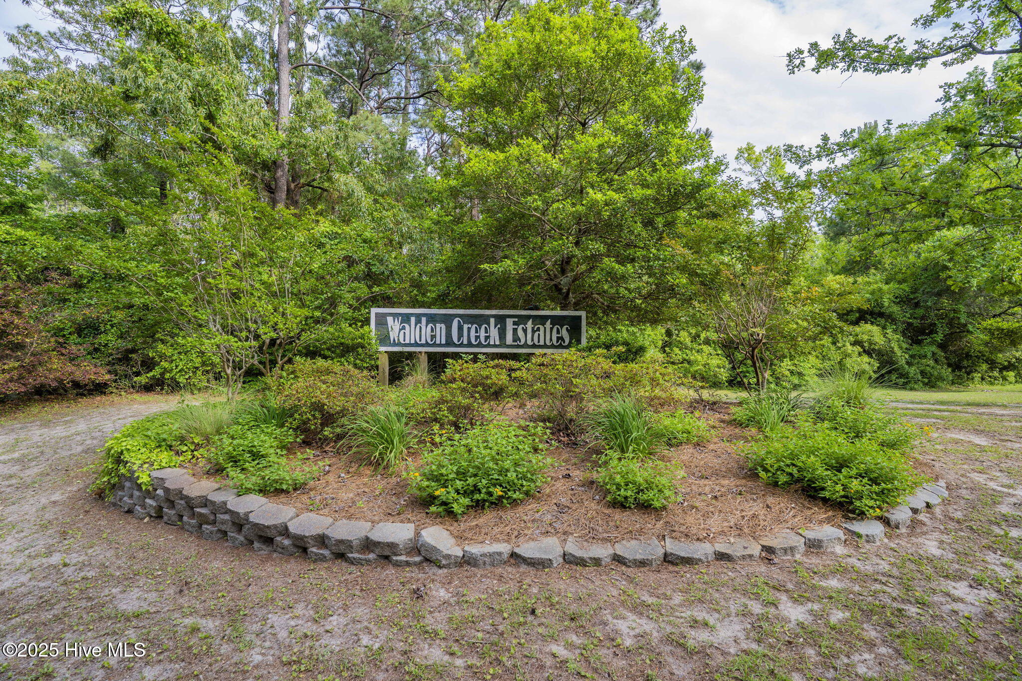 5239 Walden Court Property Photo 18