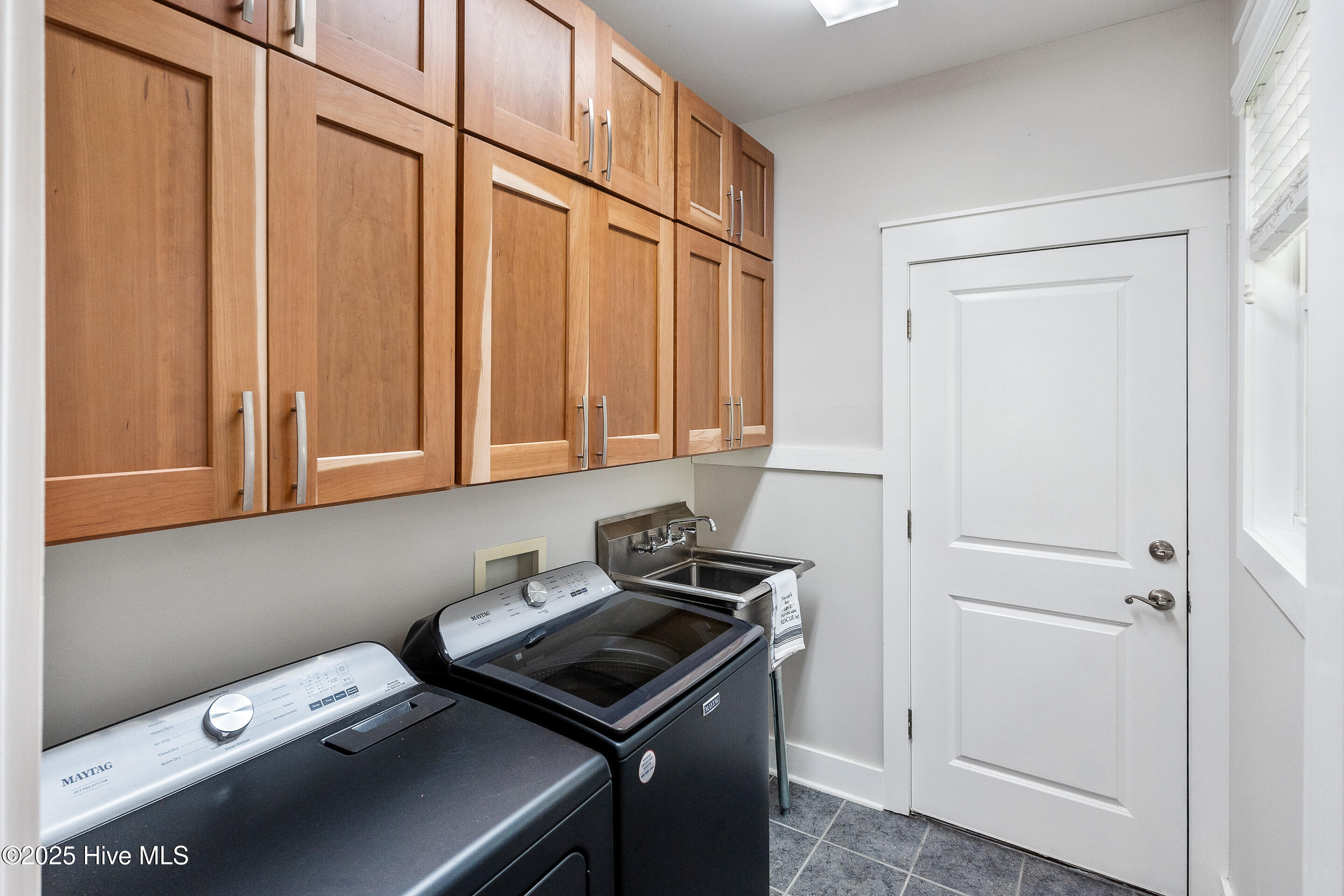 2790 Creek Bridge Court Property Photo 29
