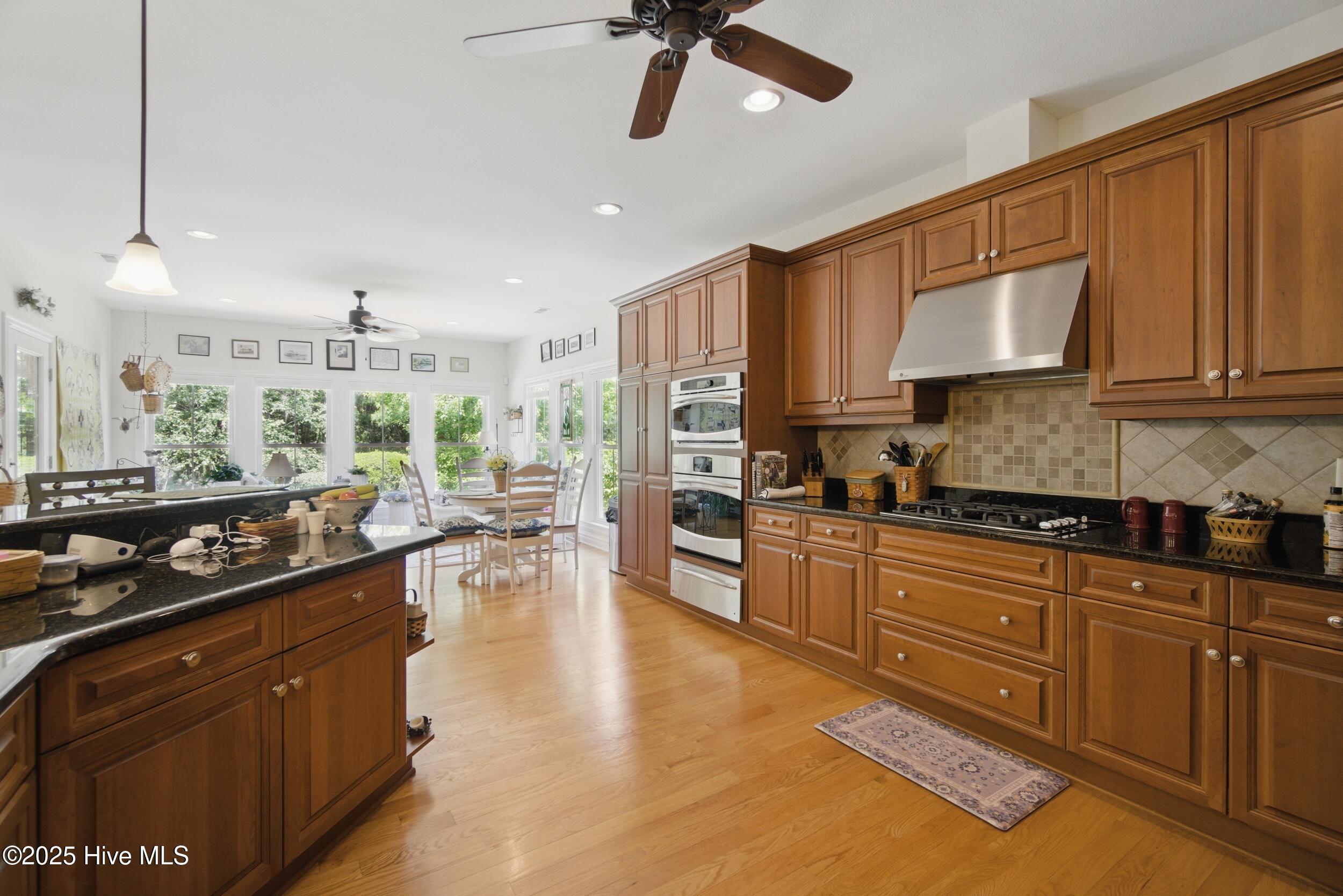 127 Meherrin River Drive Property Photo 16