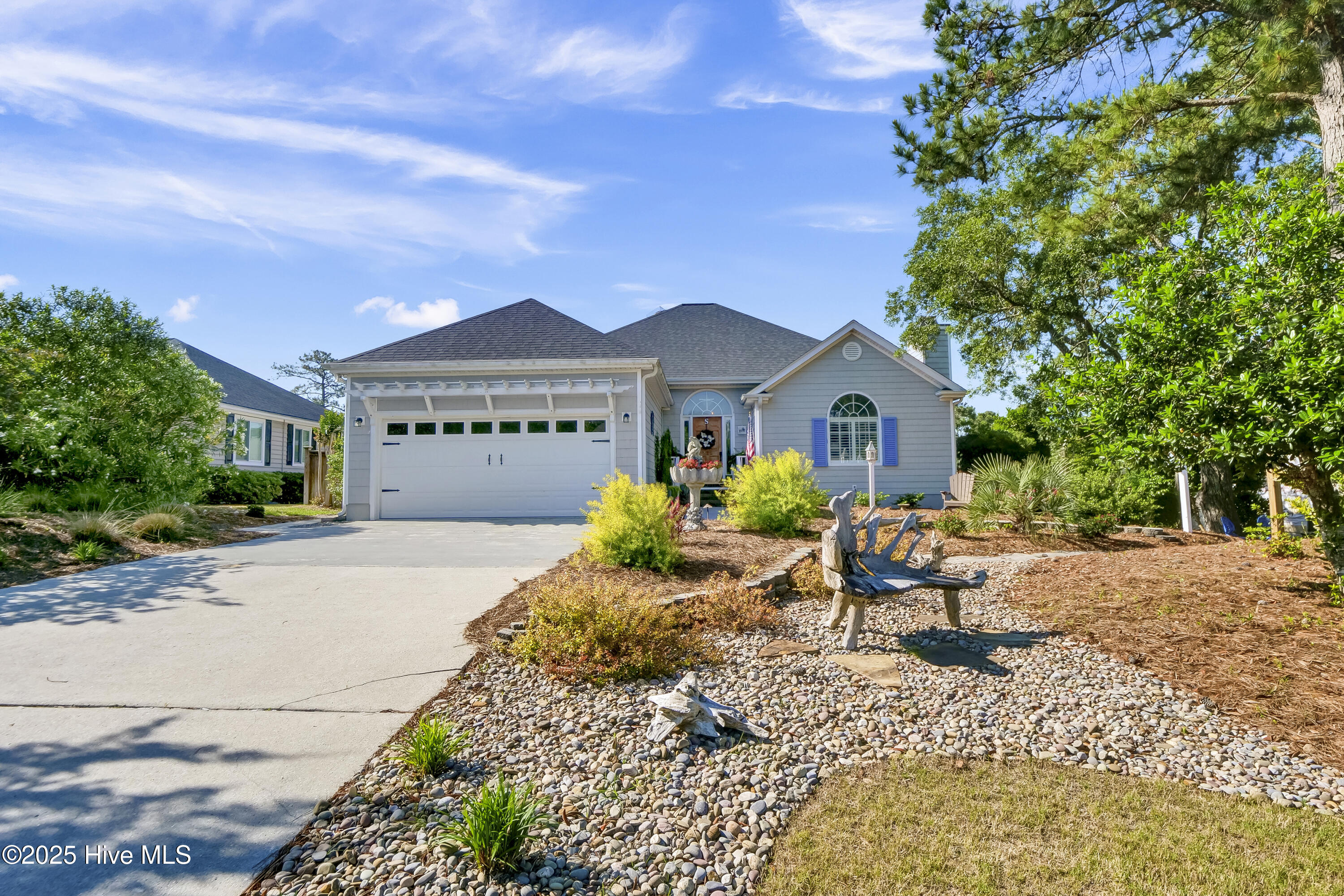 222 Rouen Court Property Photo