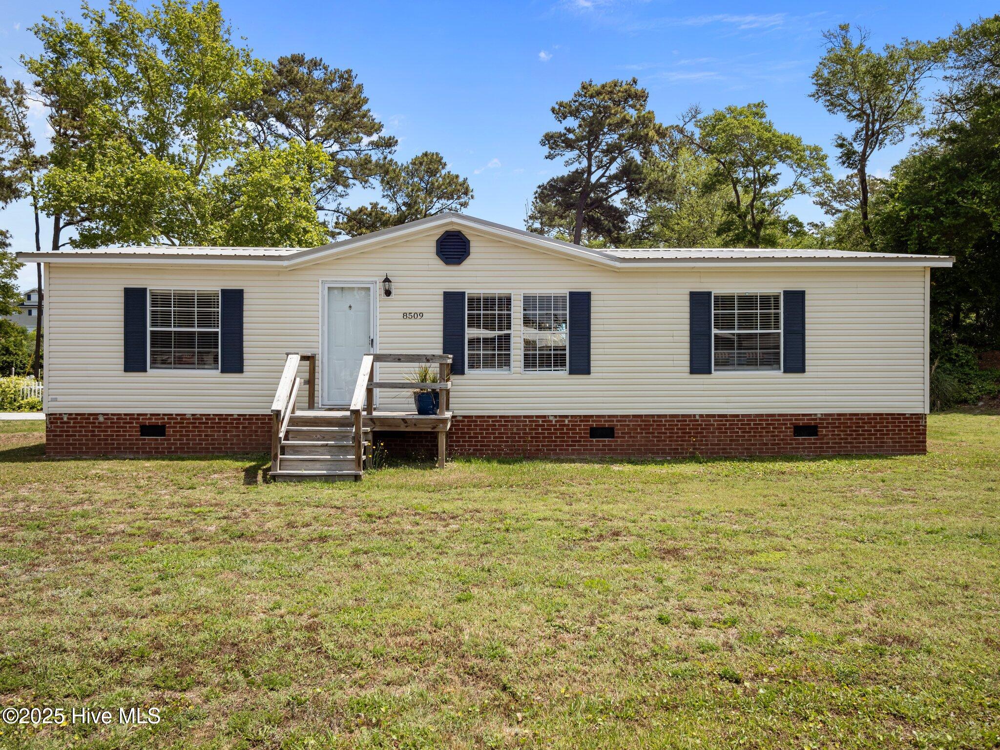 8509 Sound Drive Property Photo