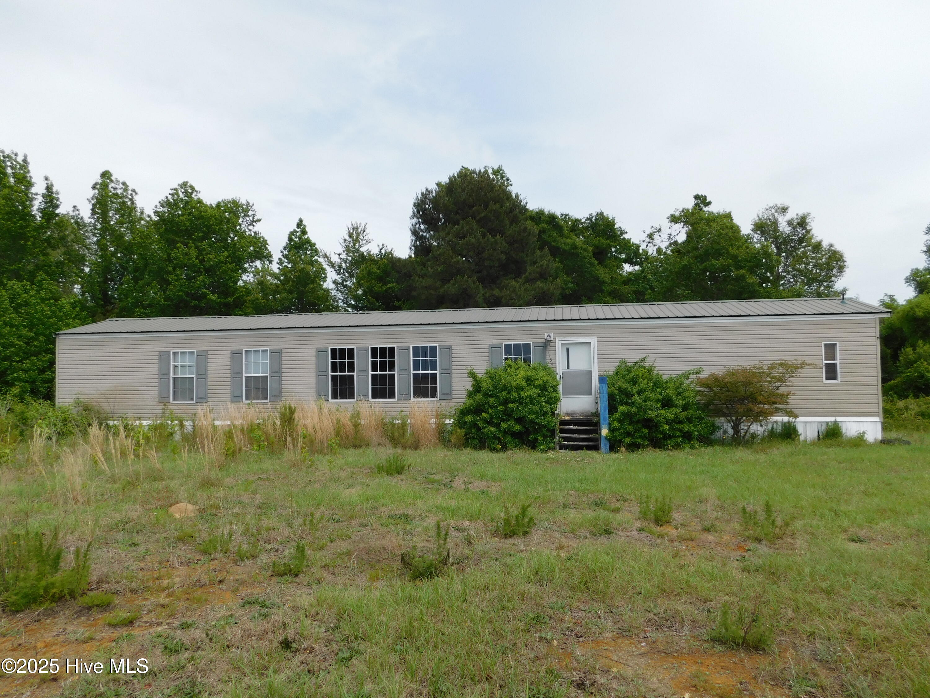 1154 King Road Property Photo