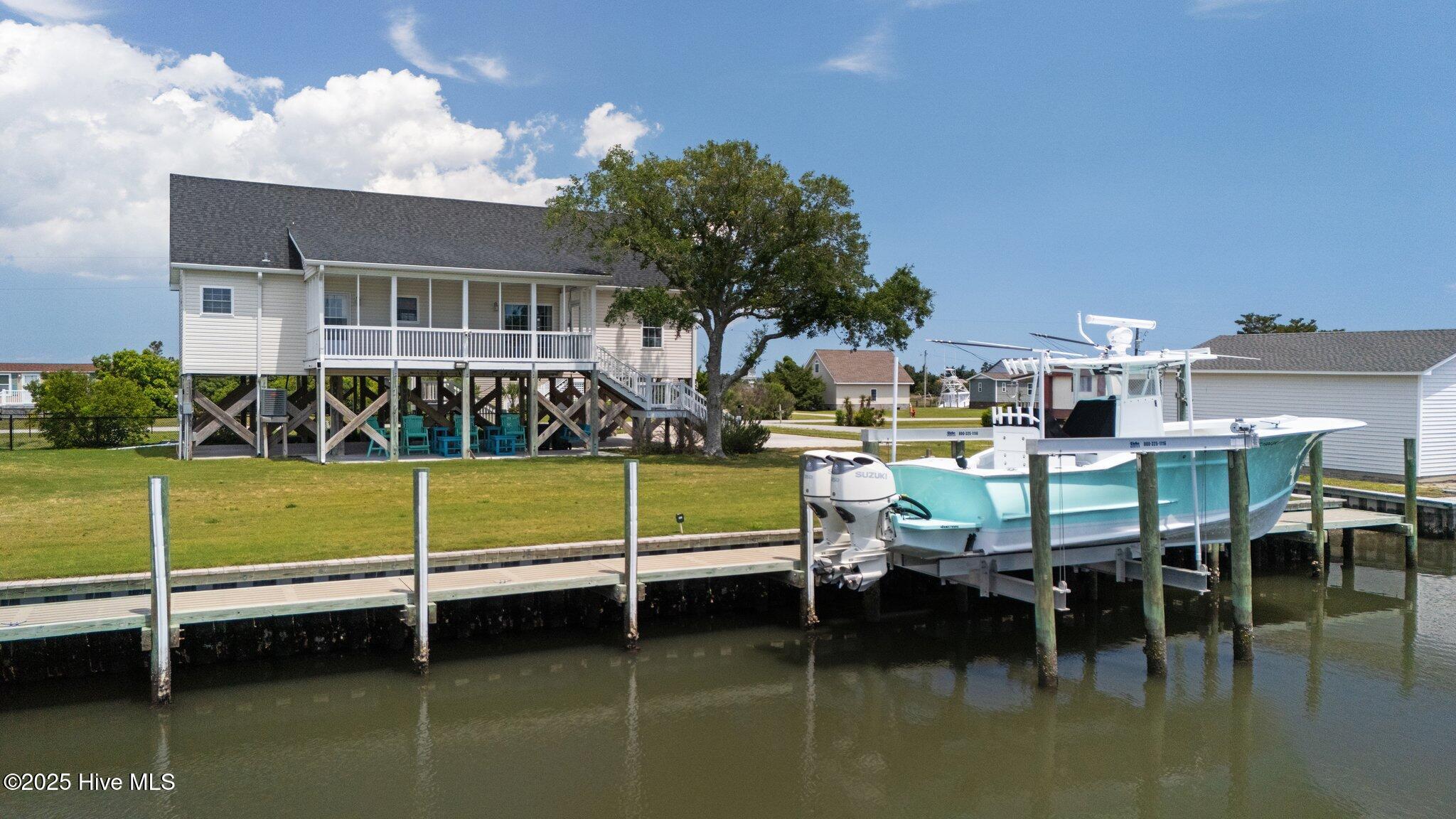 122 Westmouth Bay Drive Property Photo
