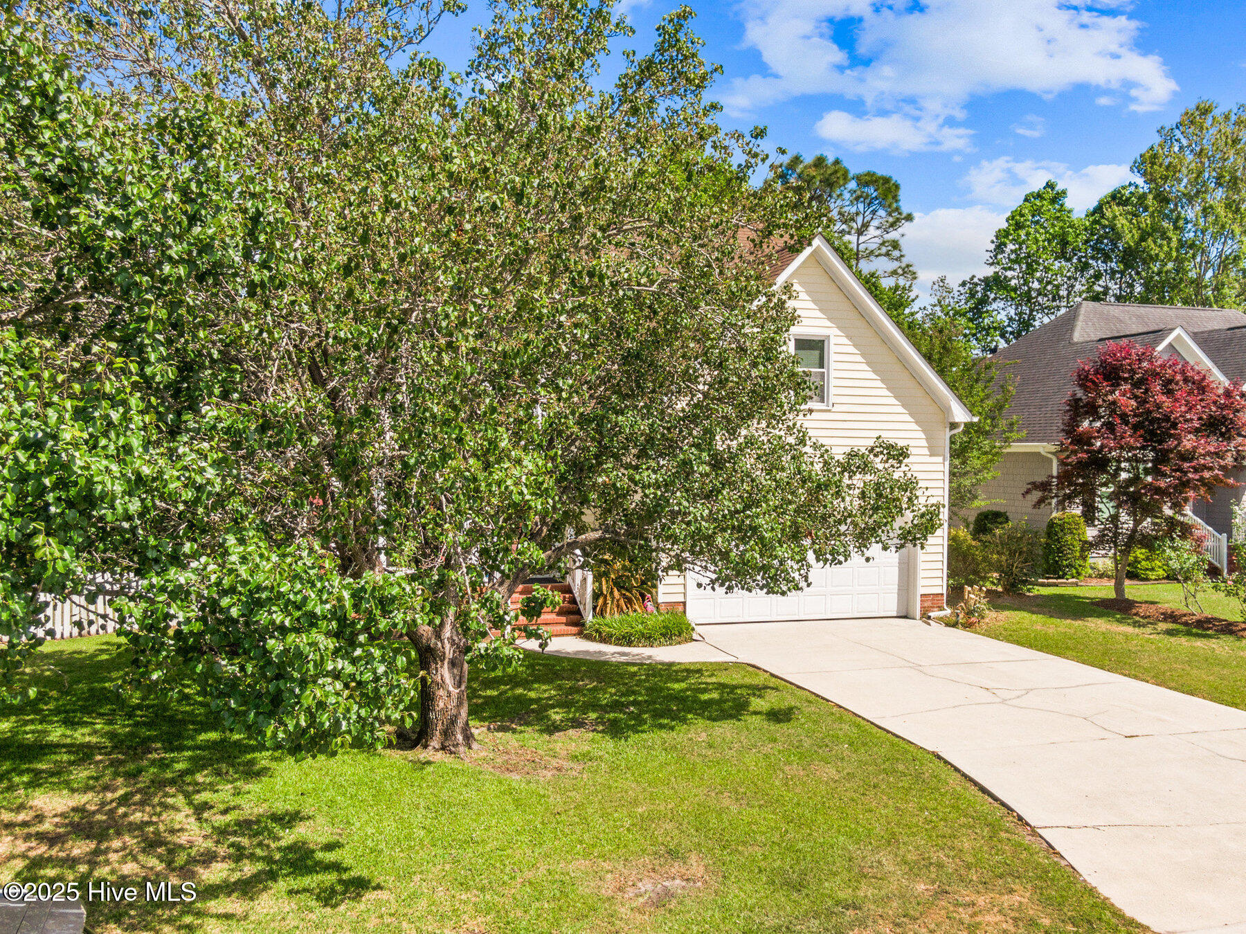 5705 Woodduck Circle Property Photo 4