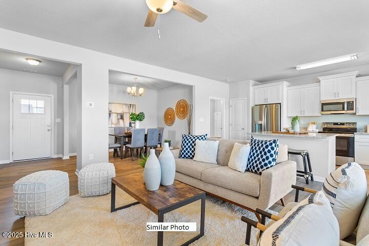 205 Apple Court Property Photo 7
