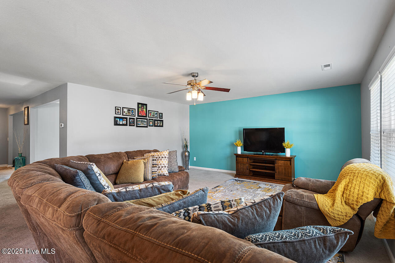 59 Nevada Court Property Photo 12