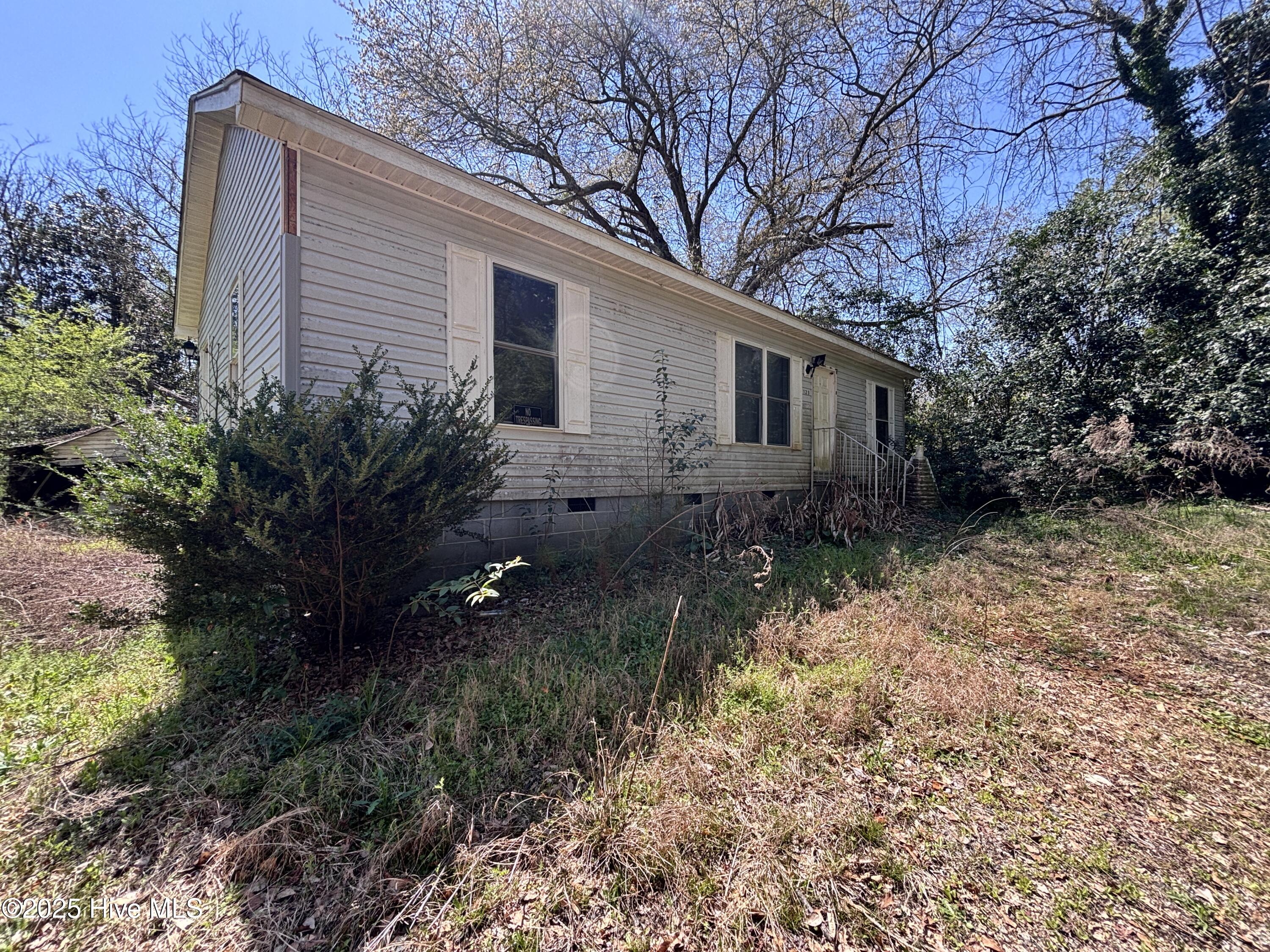125 Barrett Street Property Photo